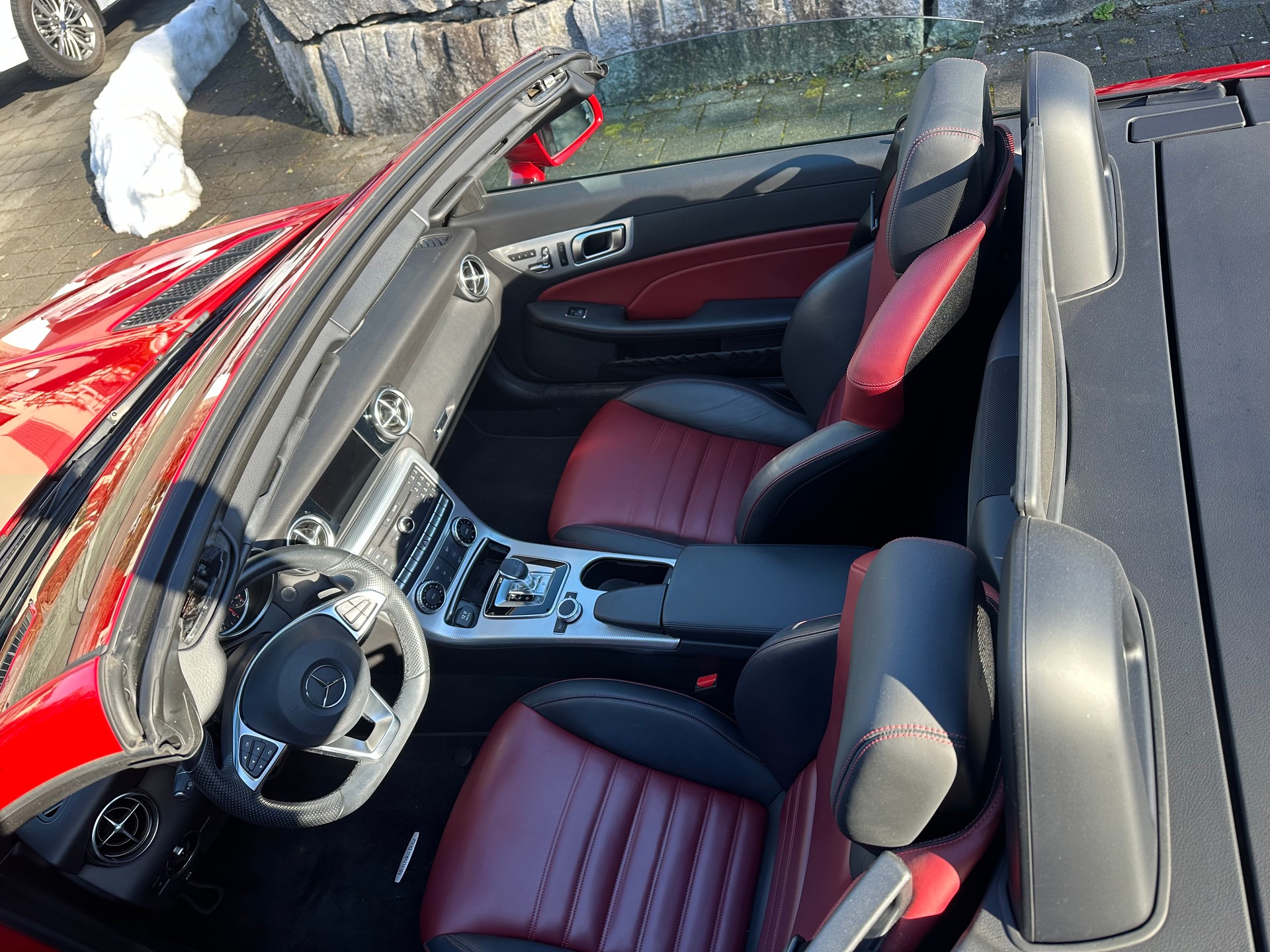 MERCEDES-BENZ SLC 200 9G-Tronic-image-11
