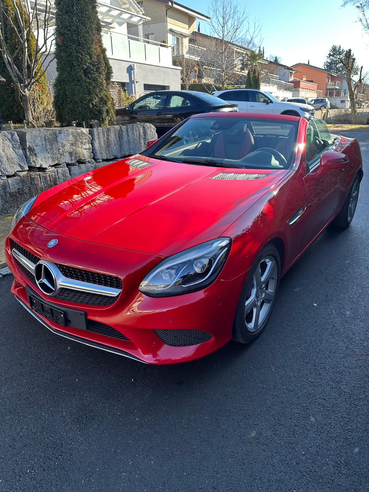 MERCEDES-BENZ SLC 200 9G-Tronic