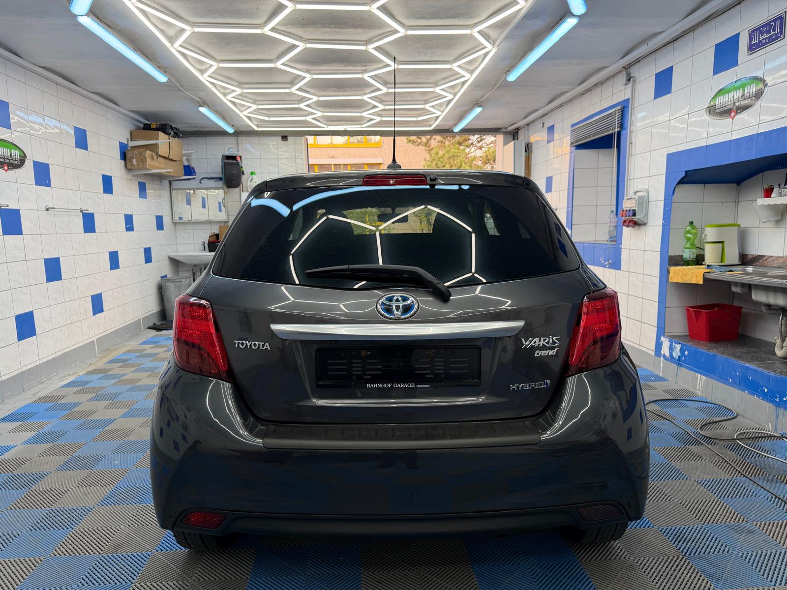 TOYOTA Yaris 1.5 VVT-i Hybrid Sol Premium e-CVT-image-4