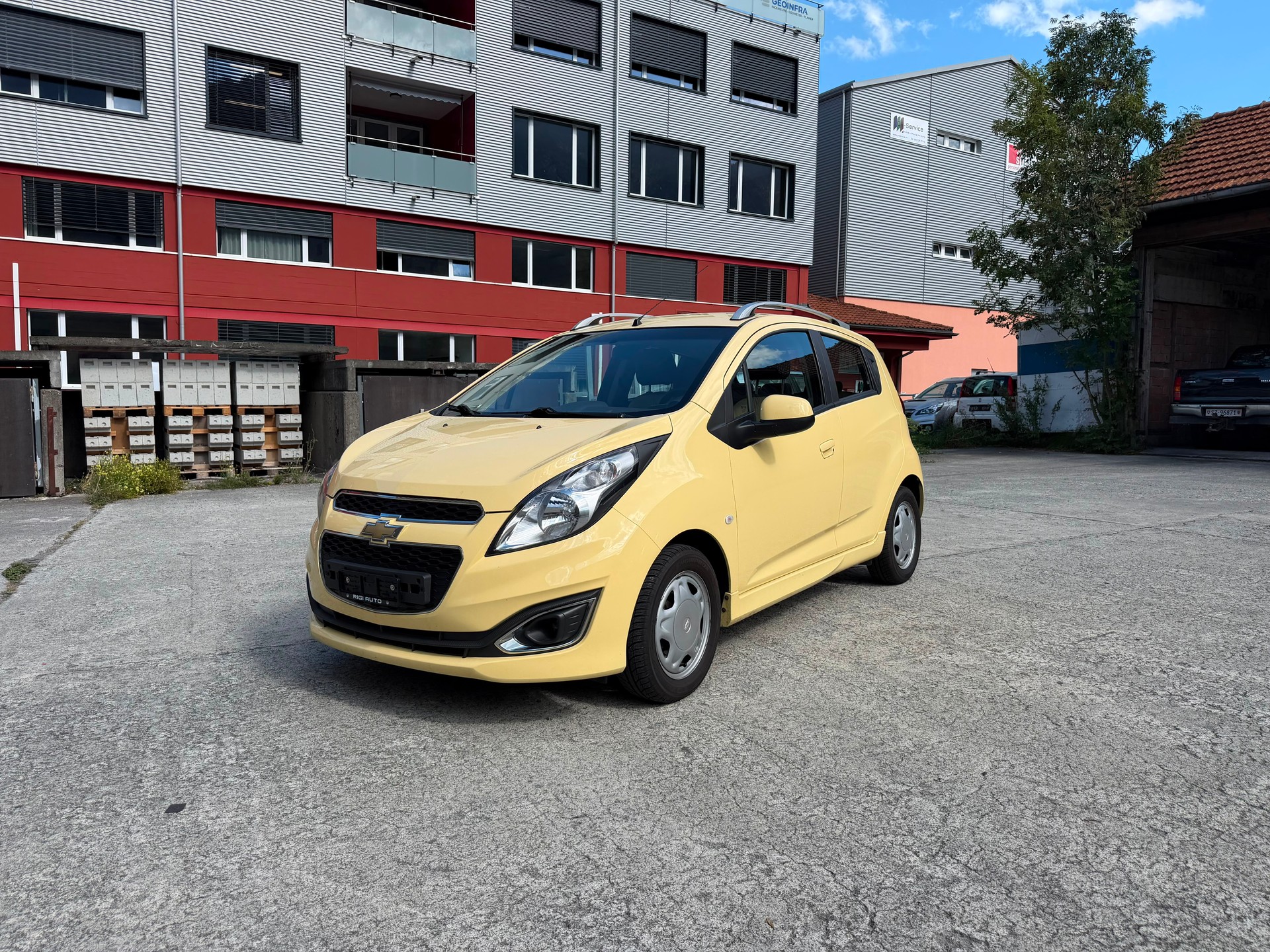 CHEVROLET Spark 1.2 LTZ-showroom-element-1