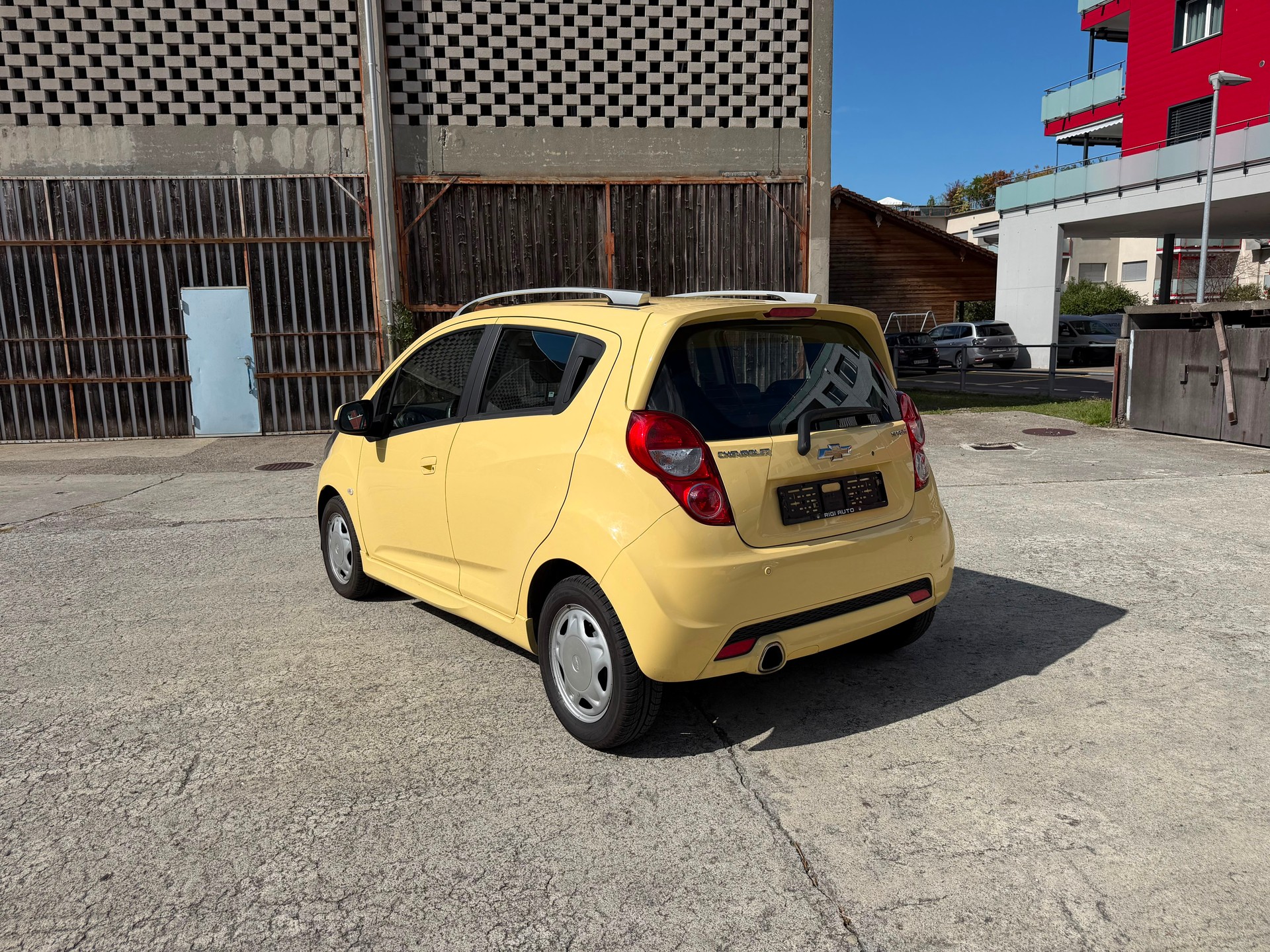 CHEVROLET Spark 1.2 LTZ-showroom-element-2