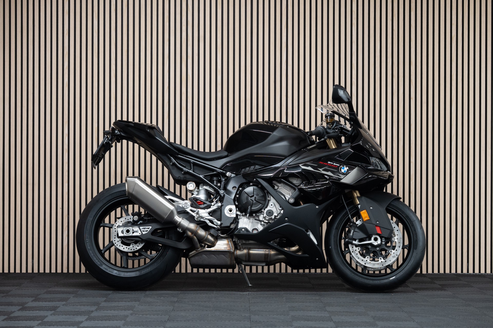 BMW S 1000 RR mit 0.9% Leasing 💸🚀