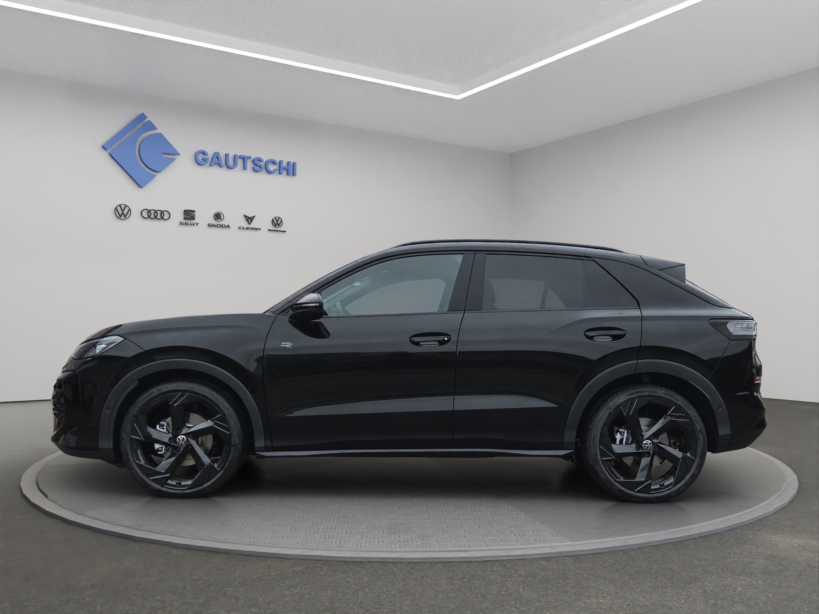 VW T-Roc 1.5 eTSI mHEV R-Line DSG-image-1