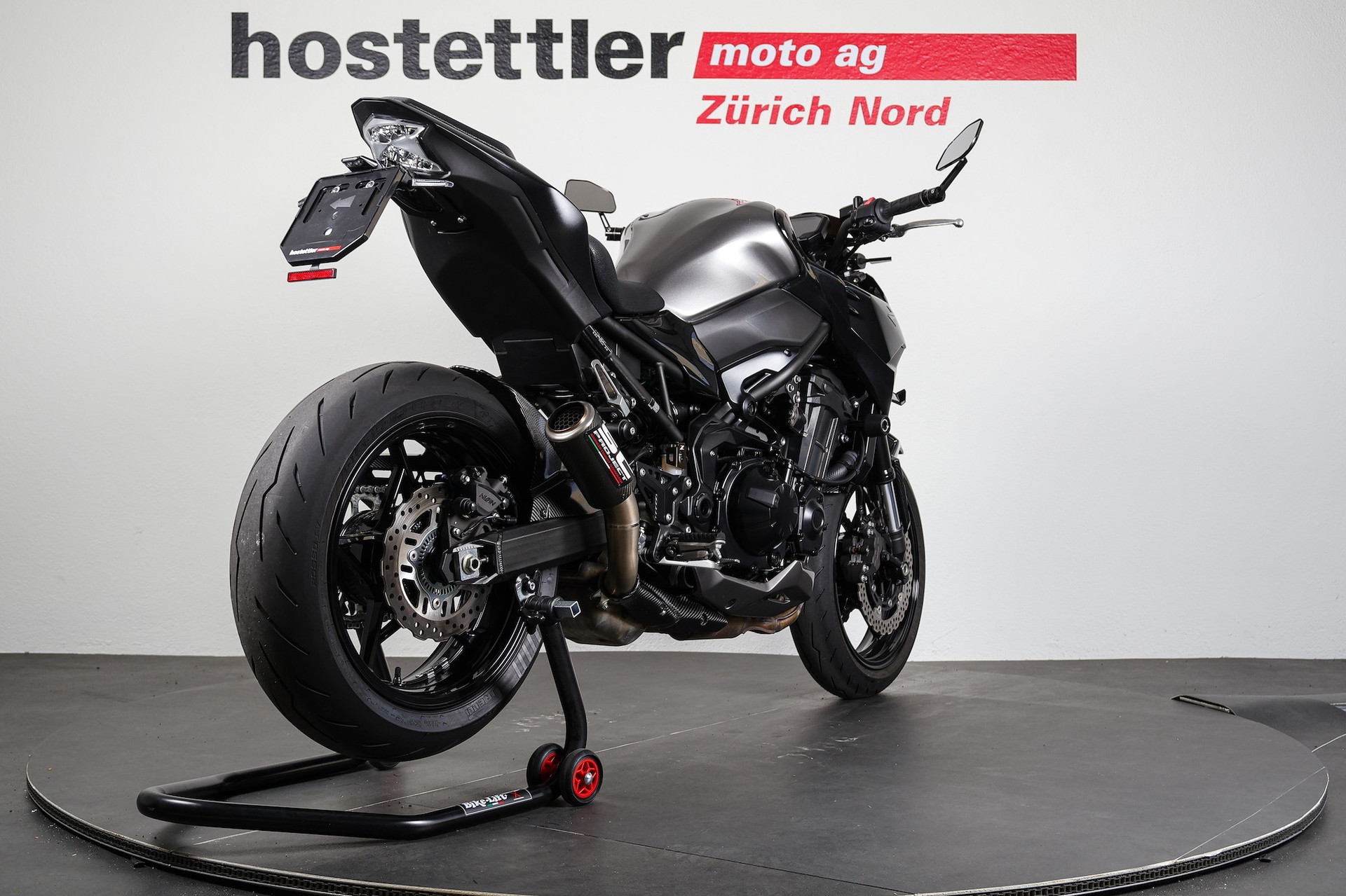 KAWASAKI Z900-showroom-element-2