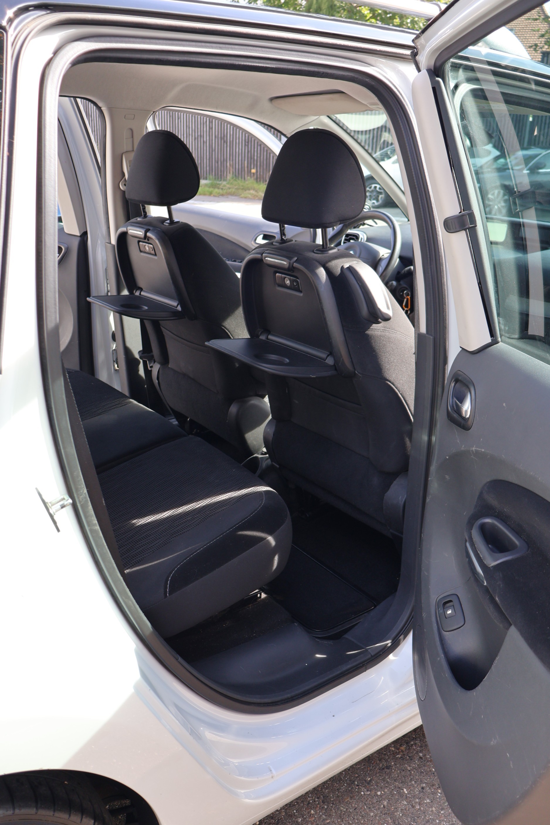 CITROEN C3 Picasso 1.2 Pure Tech Black Top-image-14