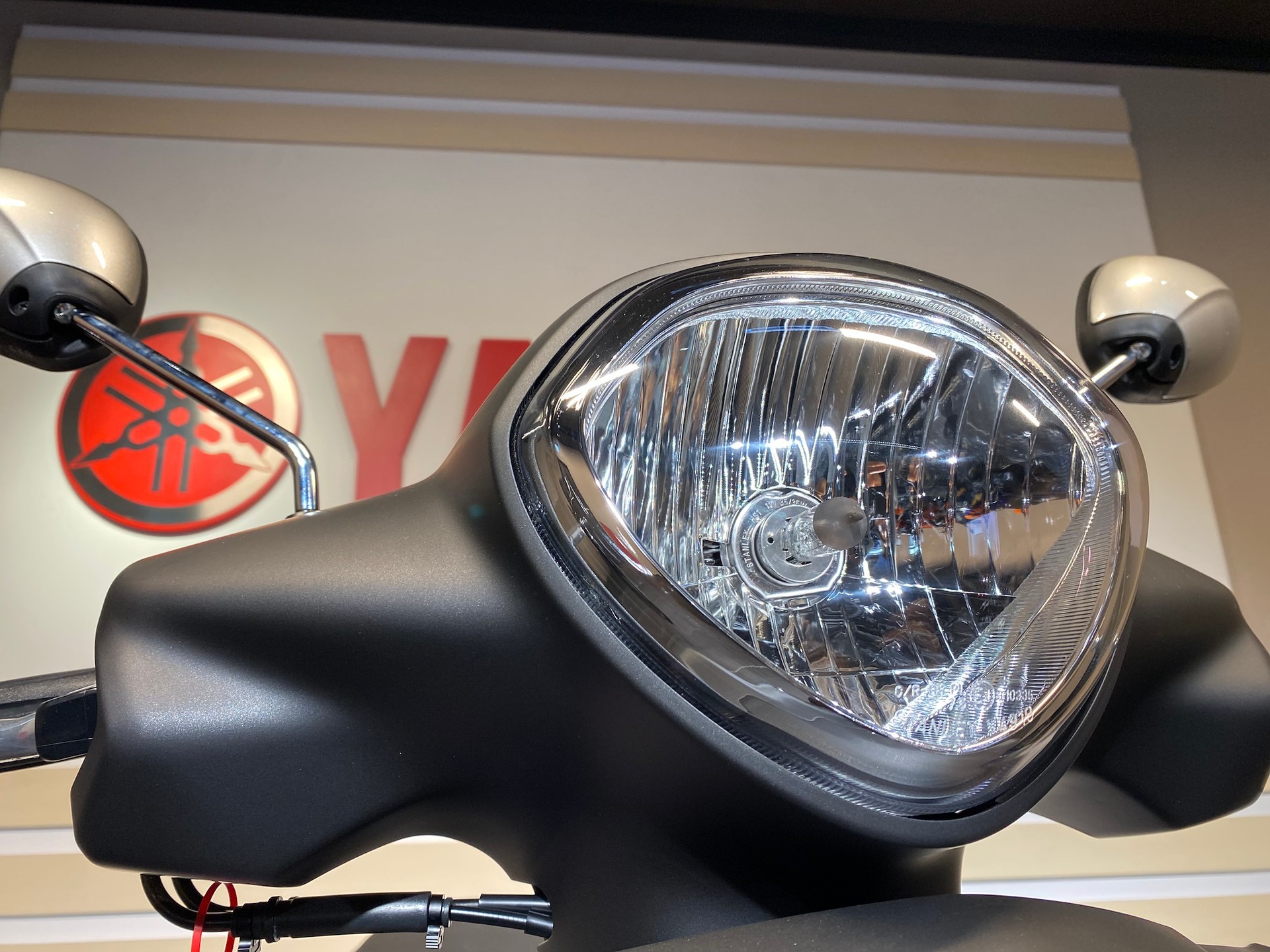 YAMAHA D'elight-image-10