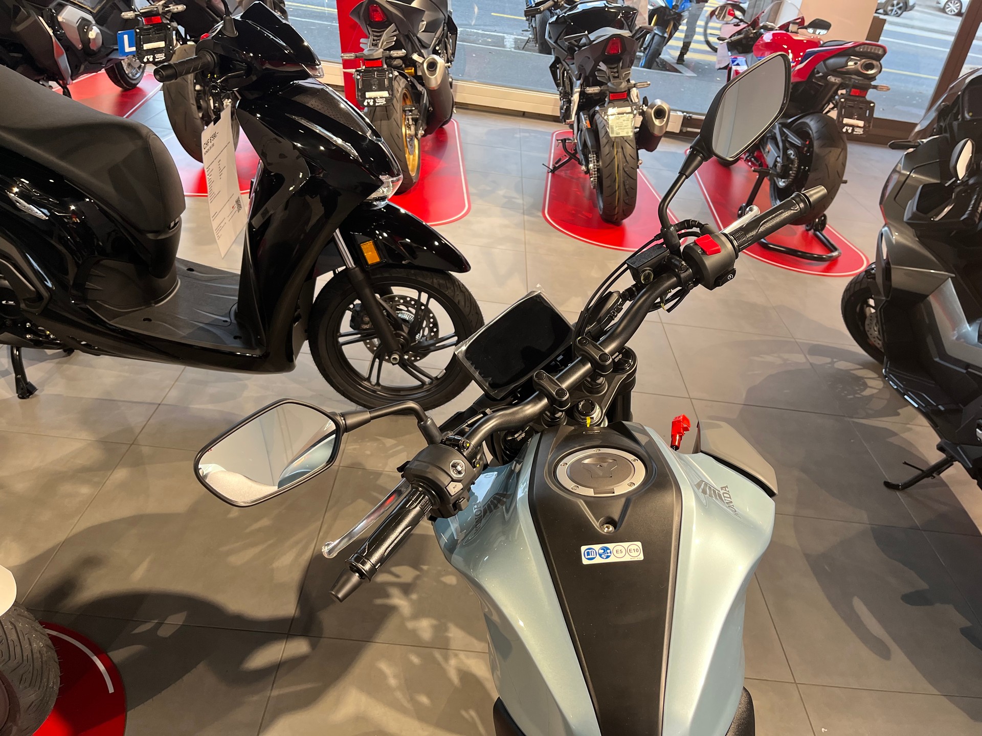 HONDA CB 125 R-image-7