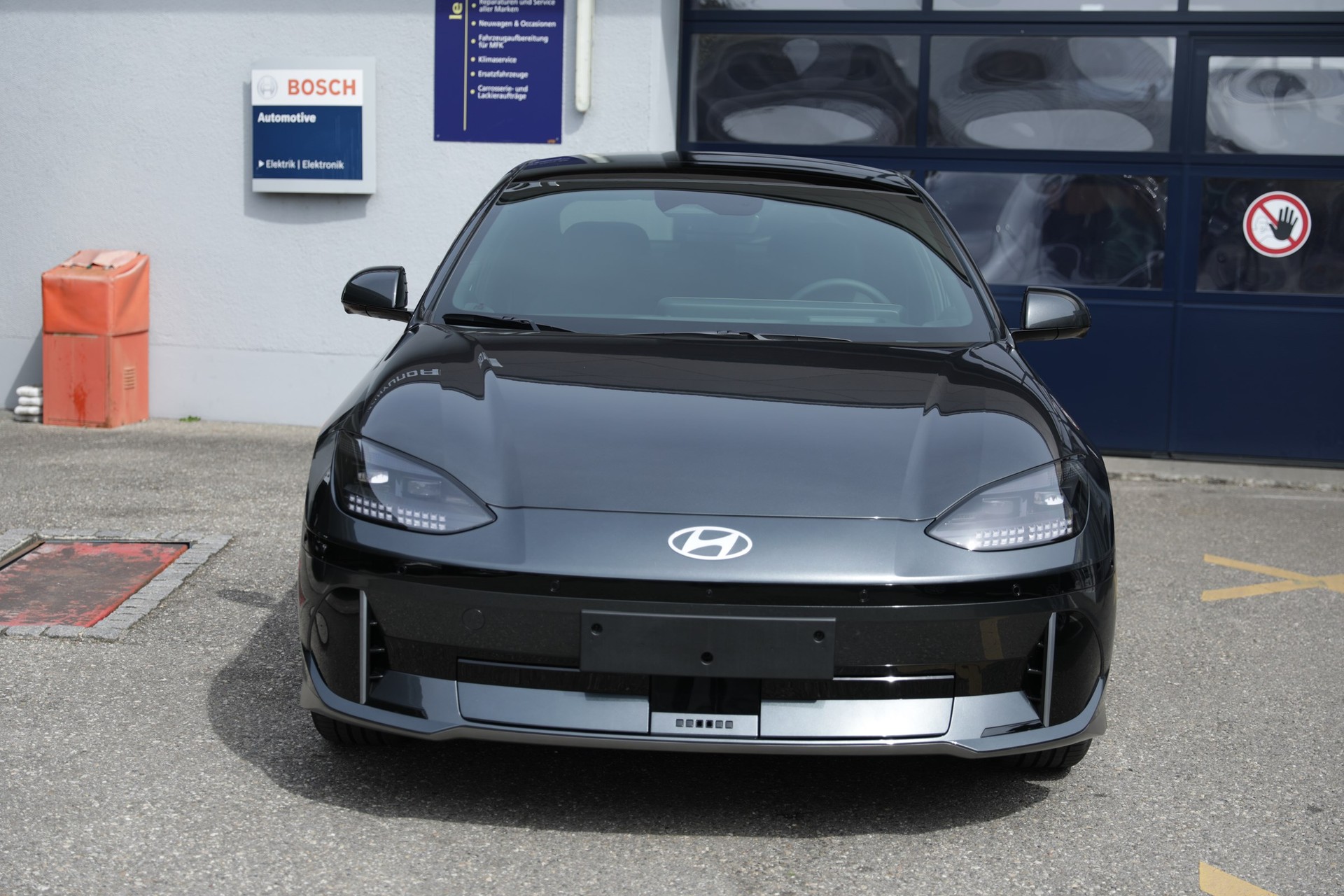 HYUNDAI Ioniq 6 77kWh Launch Edition 2WD-image-5