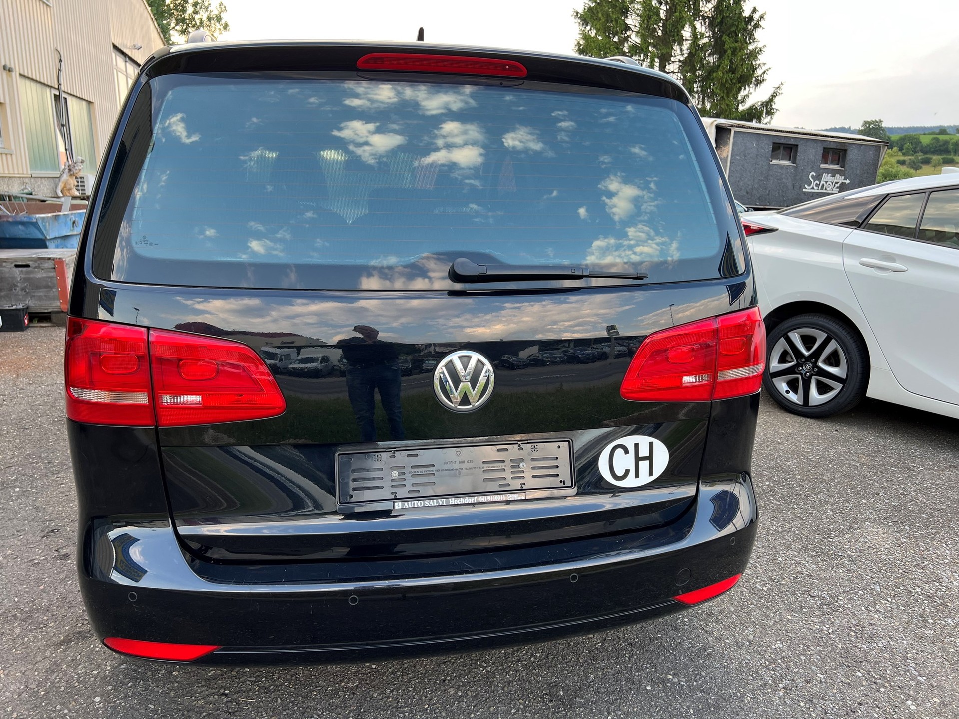 VW Touran 1.6 TDI Comfortline DSG-image-2