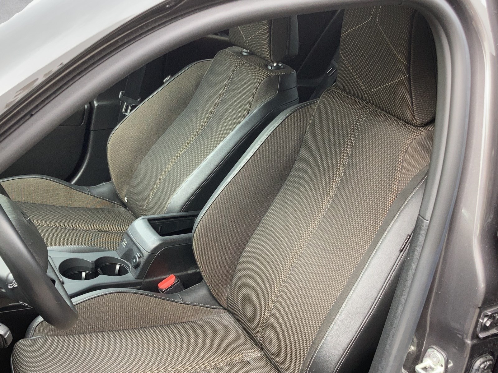 DS AUTOMOBILES DS 3 Crossback 1.2 PureTech SO Chic-image-6