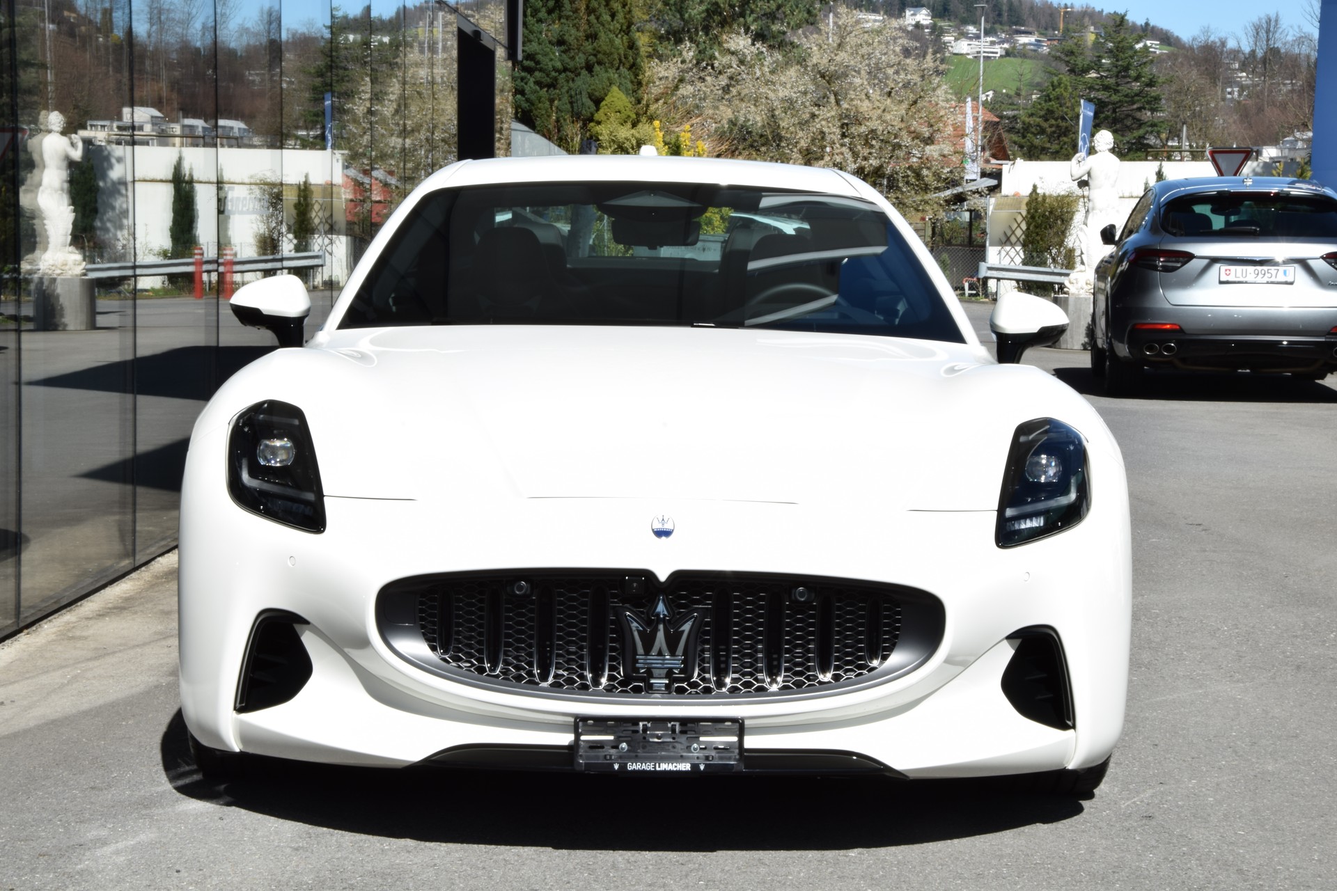 MASERATI GranTurismo Folgore-showroom-element-1