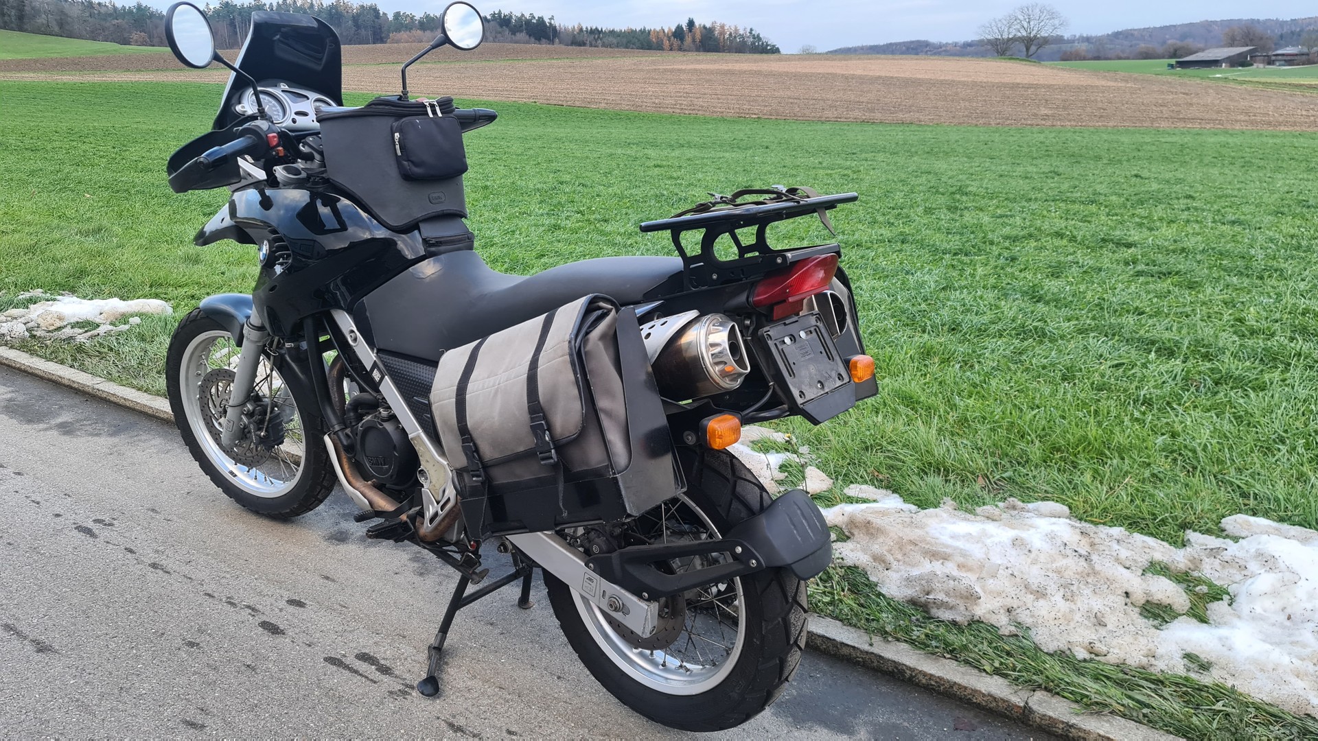 BMW F 650 GS-image-2
