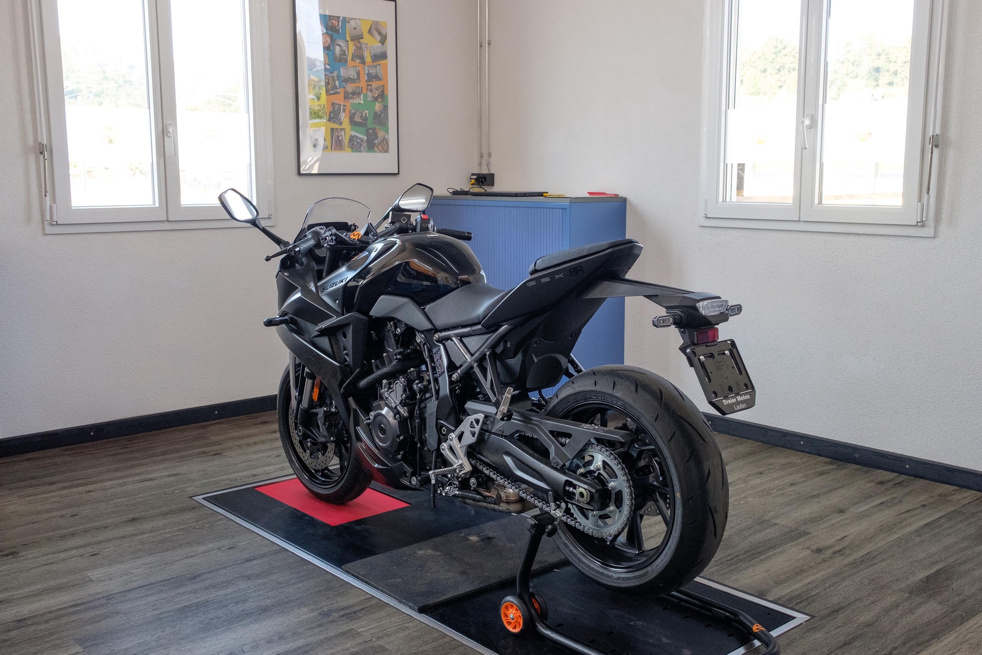 SUZUKI GSX 8 R-image-2