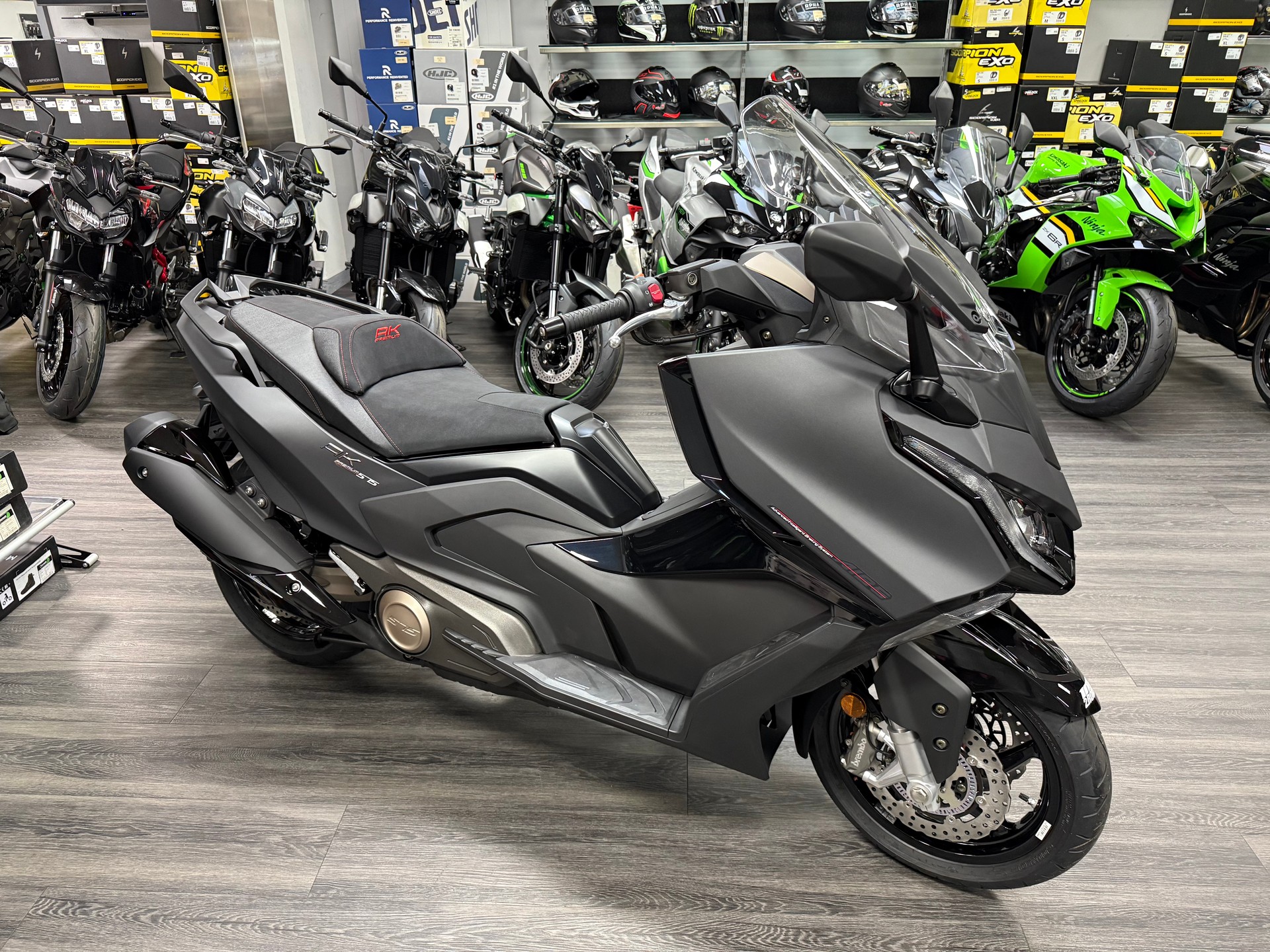 KYMCO NEW AK 575 E5+ 2025-image-5