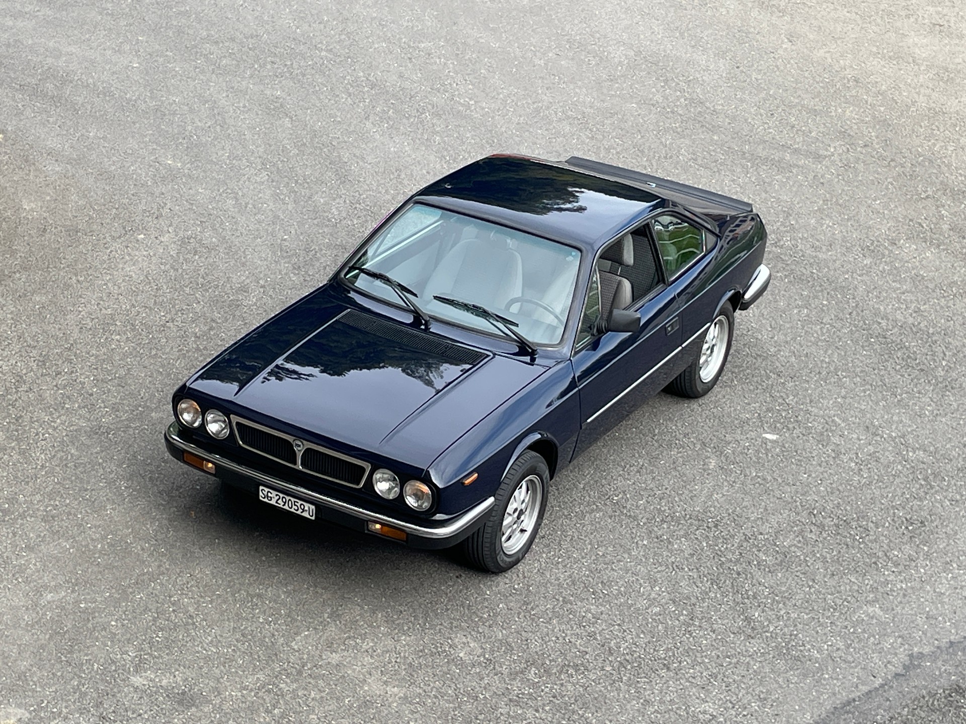 LANCIA Beta 2000 i.E. Coupé-image-14