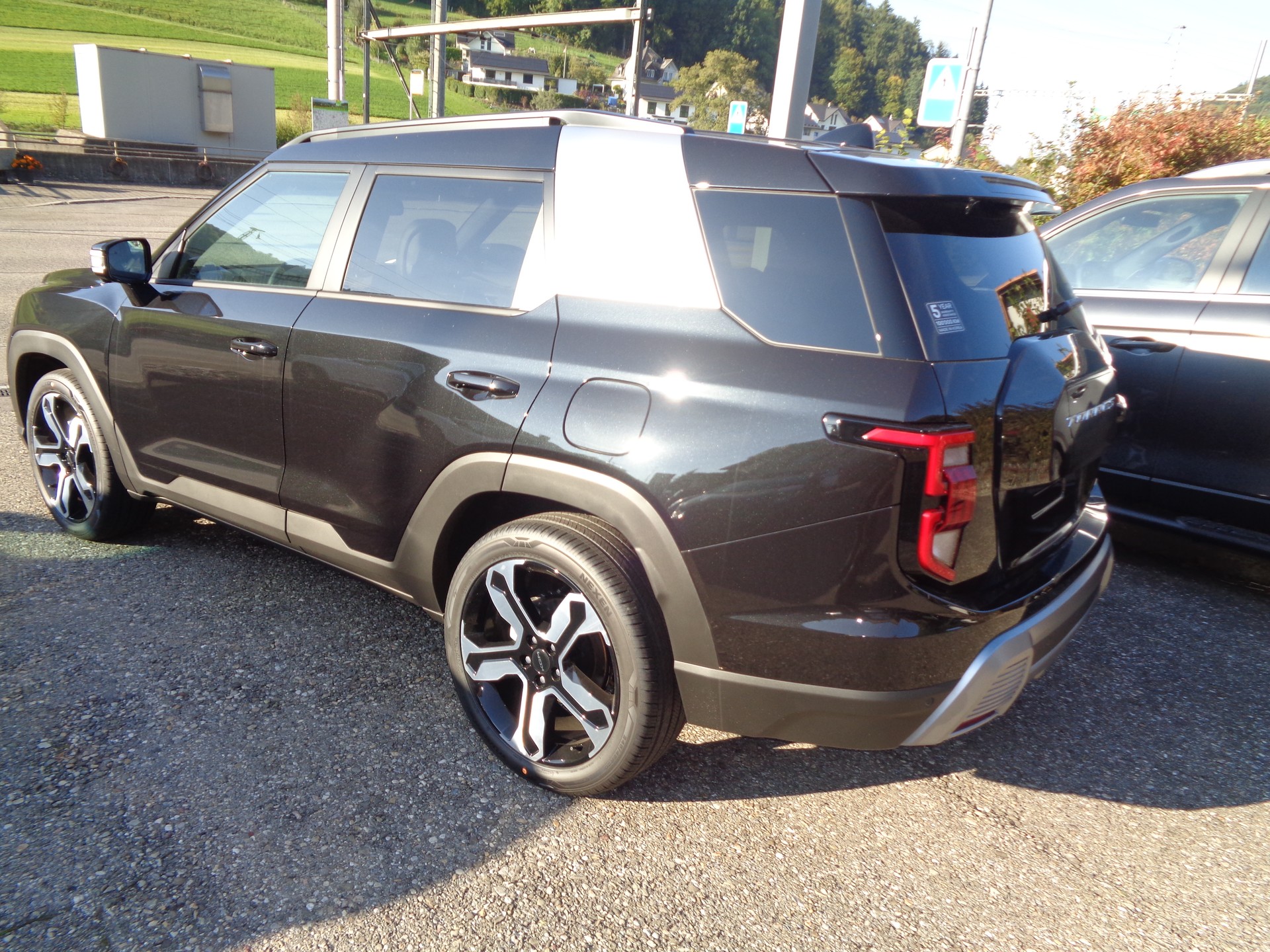 KGM-SsangYong Torres HEV 1.5 T-GDI-showroom-element-3