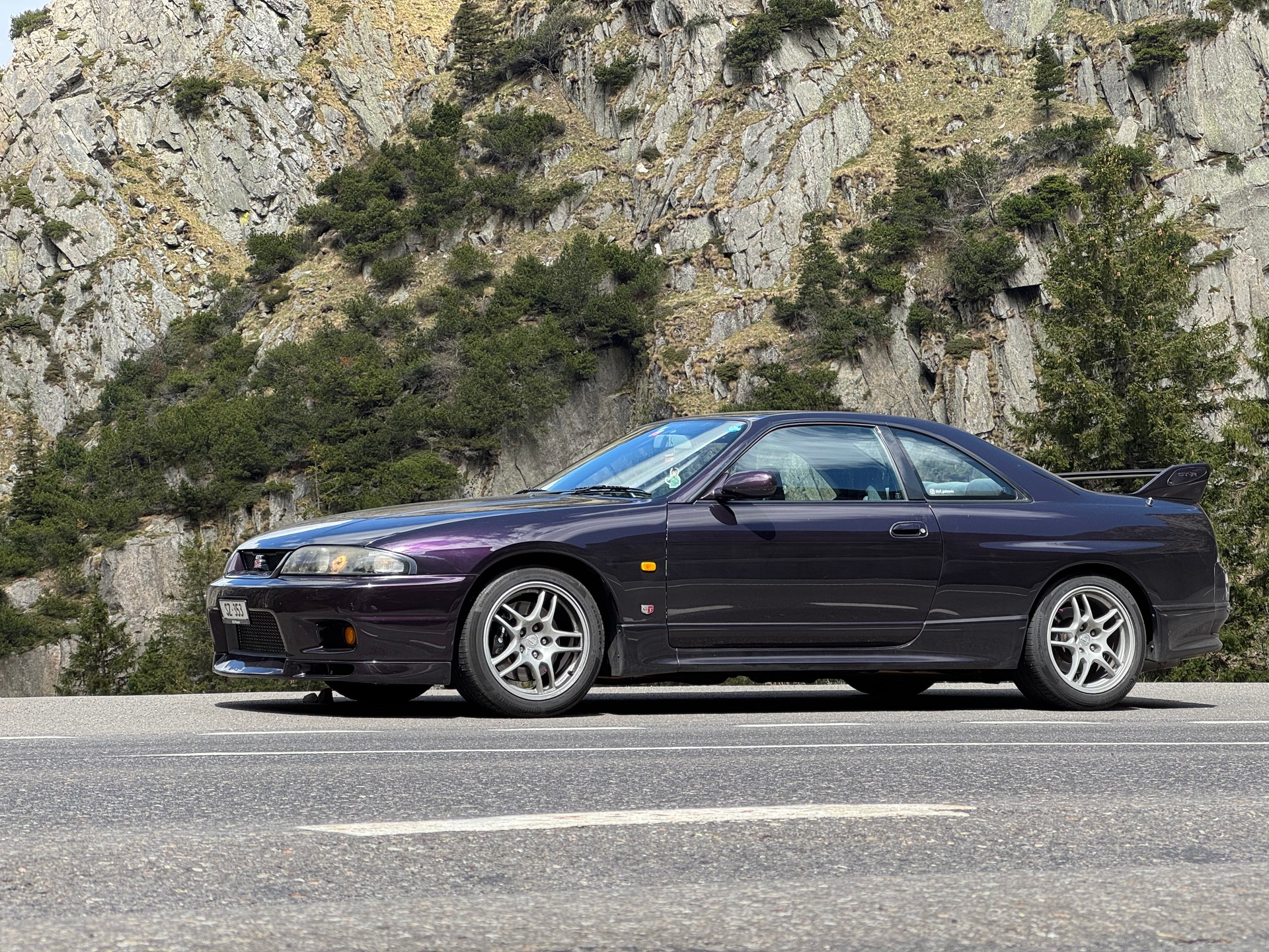 NISSAN GTR R33 Vspec-image-2