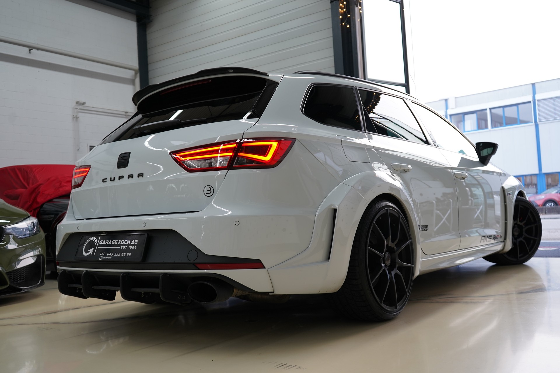 SEAT Leon ST 2.0 TSI Cupra 280 DSG / JE Design- Wide Body* Grail Auspuff*-image-11