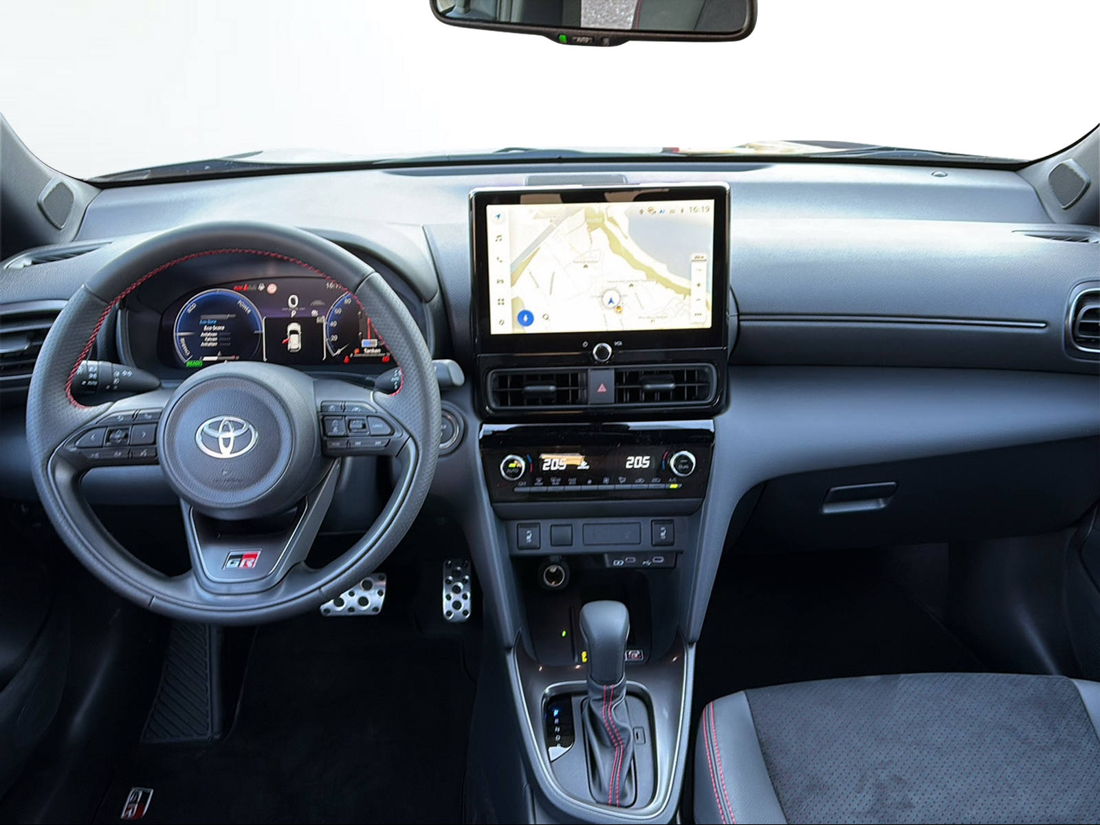 TOYOTA Yaris Cross 1.5 GR Sport e-CVT-image-7