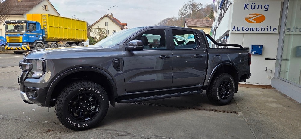 FORD Ranger Tremor 2.0 Eco Blue 4x4 Automat-image-4
