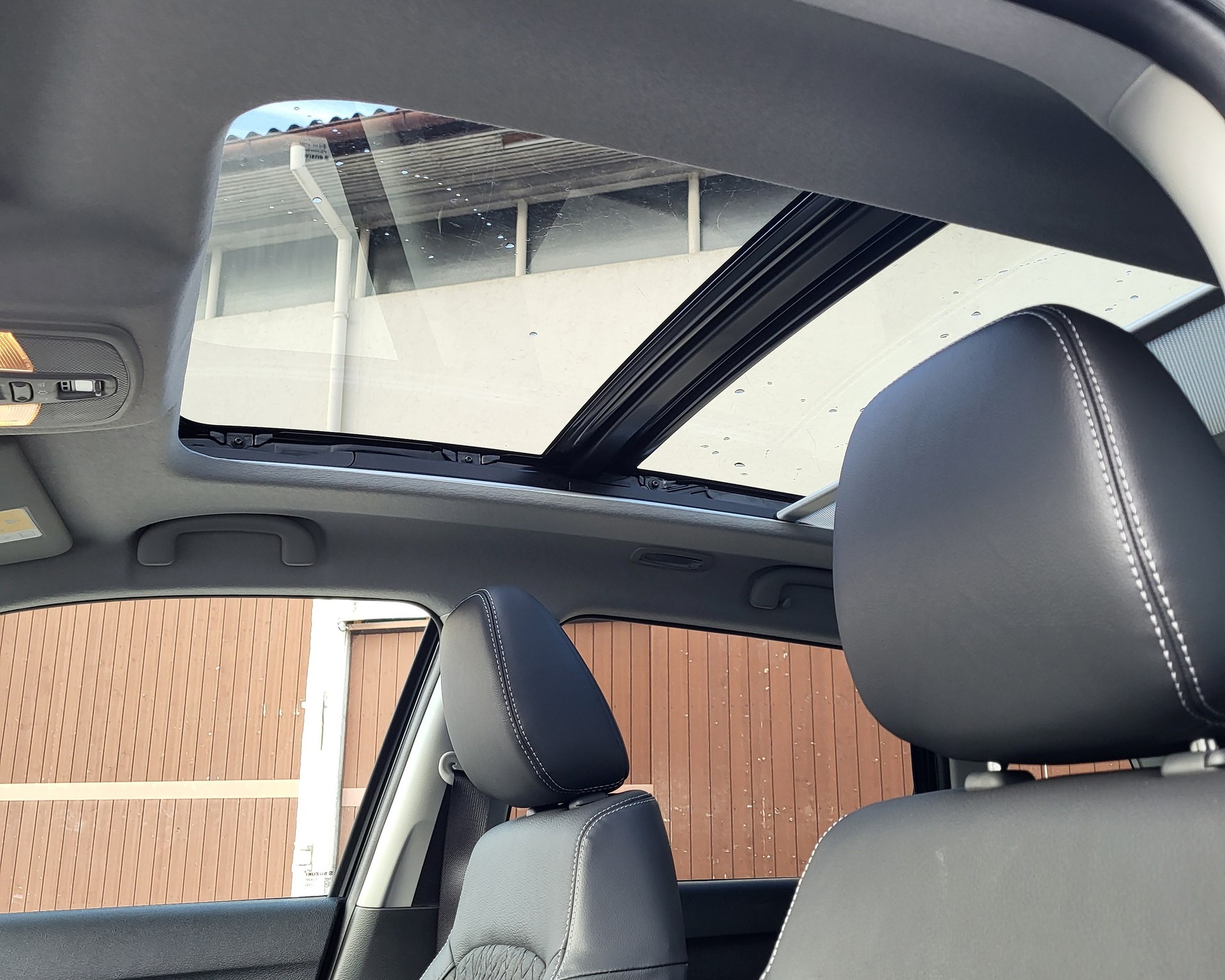 SUZUKI SUZUKI Vitara 1.5 Hybrid Piz Sulai Top 4x4 AGS-image-4