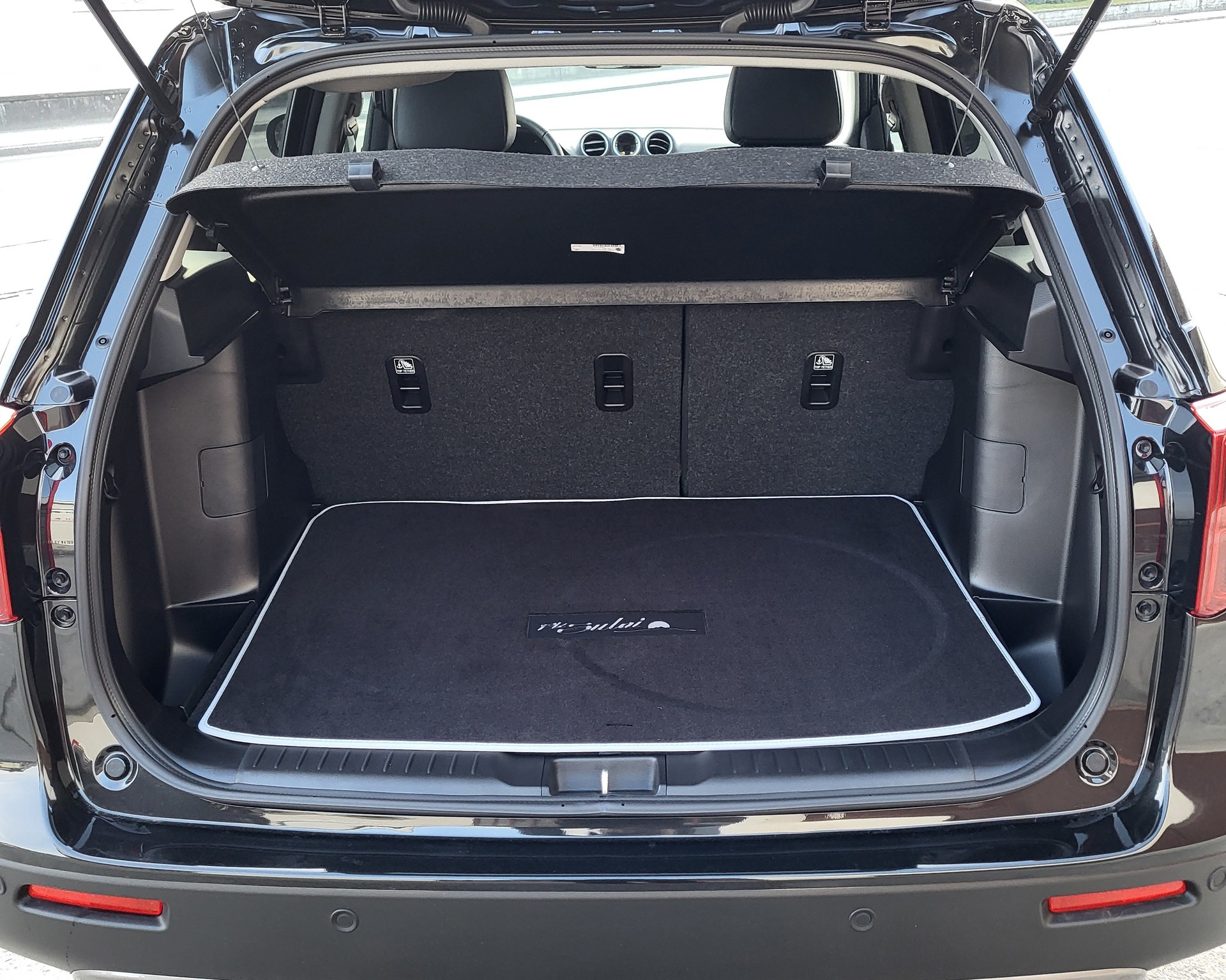 SUZUKI SUZUKI Vitara 1.5 Hybrid Piz Sulai Top 4x4 AGS-image-7