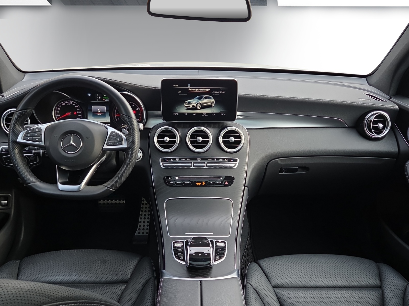 MERCEDES-BENZ GLC 350 e AMG Line 4Matic 7G-Tronic-image-9