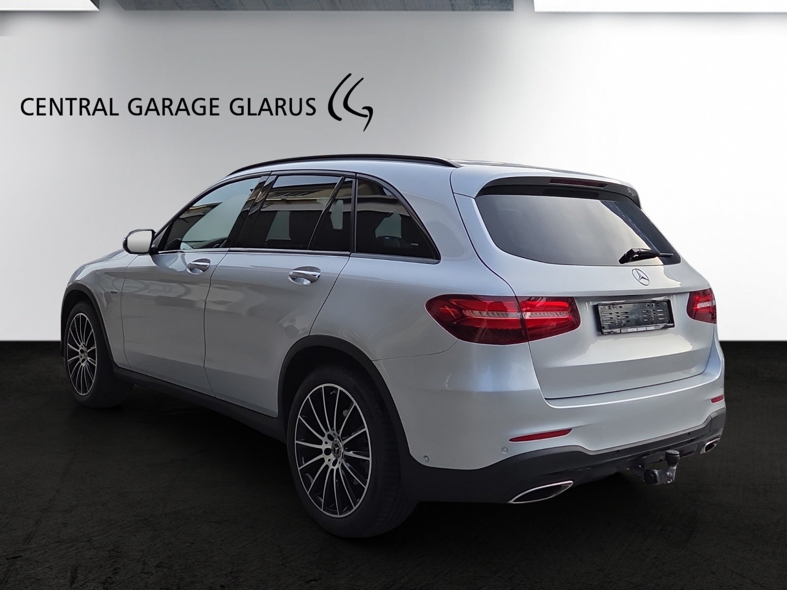 MERCEDES-BENZ GLC 350 e AMG Line 4Matic 7G-Tronic-image-6