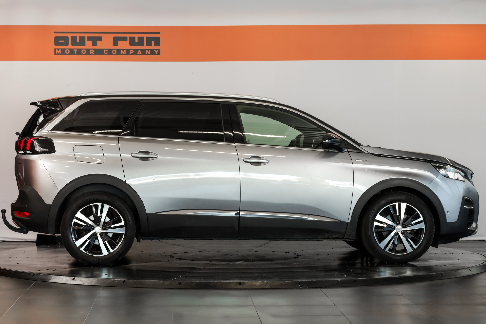 PEUGEOT 5008 2.0 BlueHDi Allure-showroom-element-2