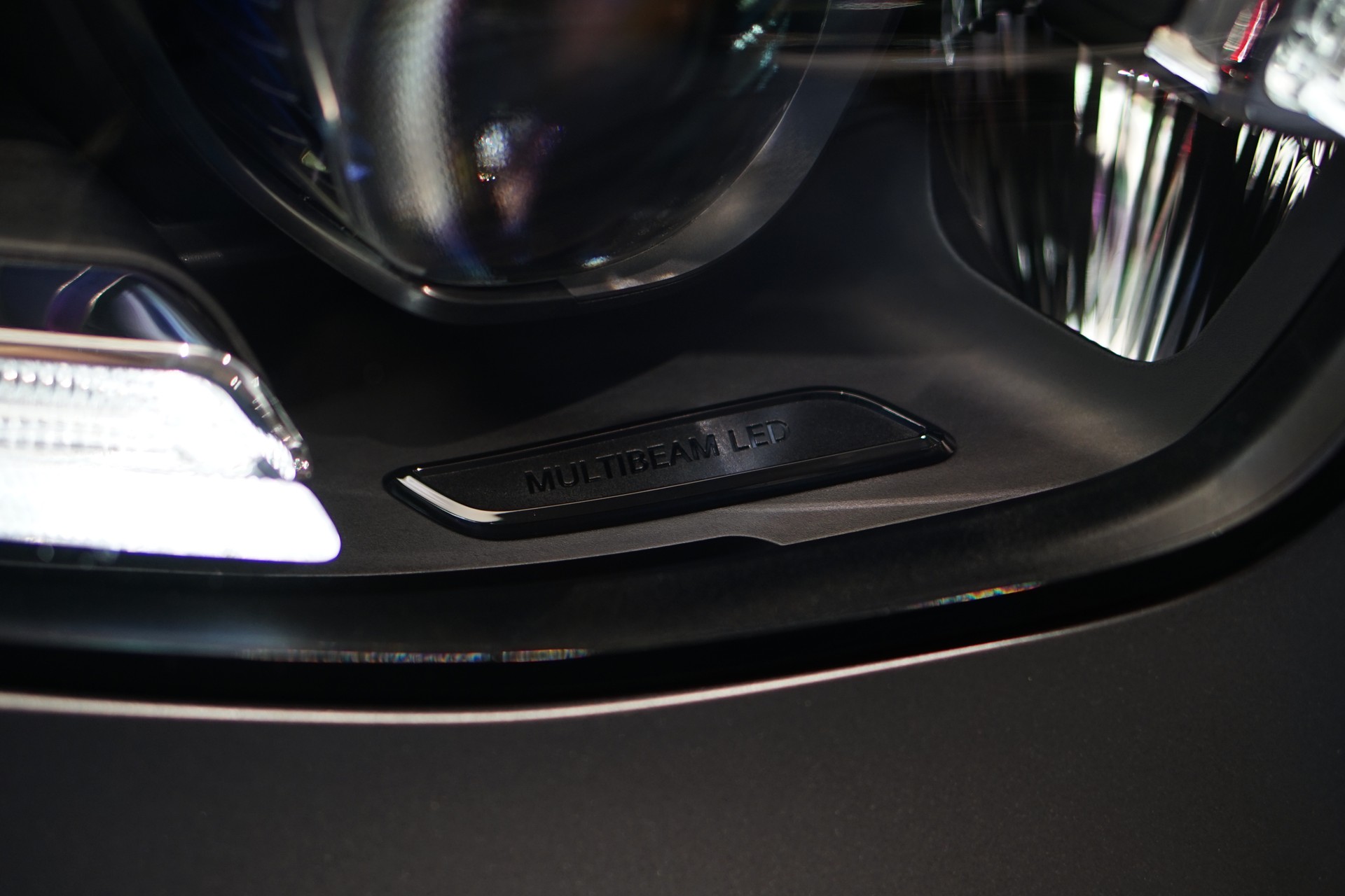 MERCEDES-BENZ GLC Coupé 43 AMG 4Matic 9G-Tronic *CH-Fahrzeug* *Mattlackierung*-image-42