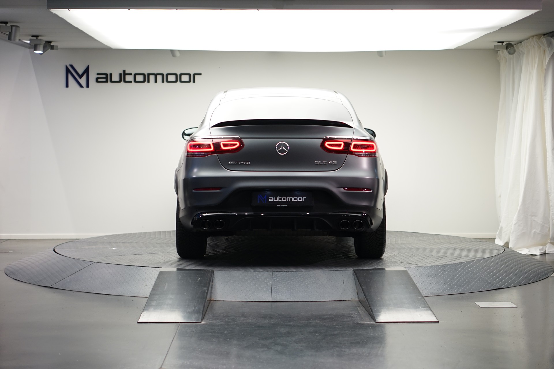 MERCEDES-BENZ GLC Coupé 43 AMG 4Matic 9G-Tronic *CH-Fahrzeug* *Mattlackierung*-image-5