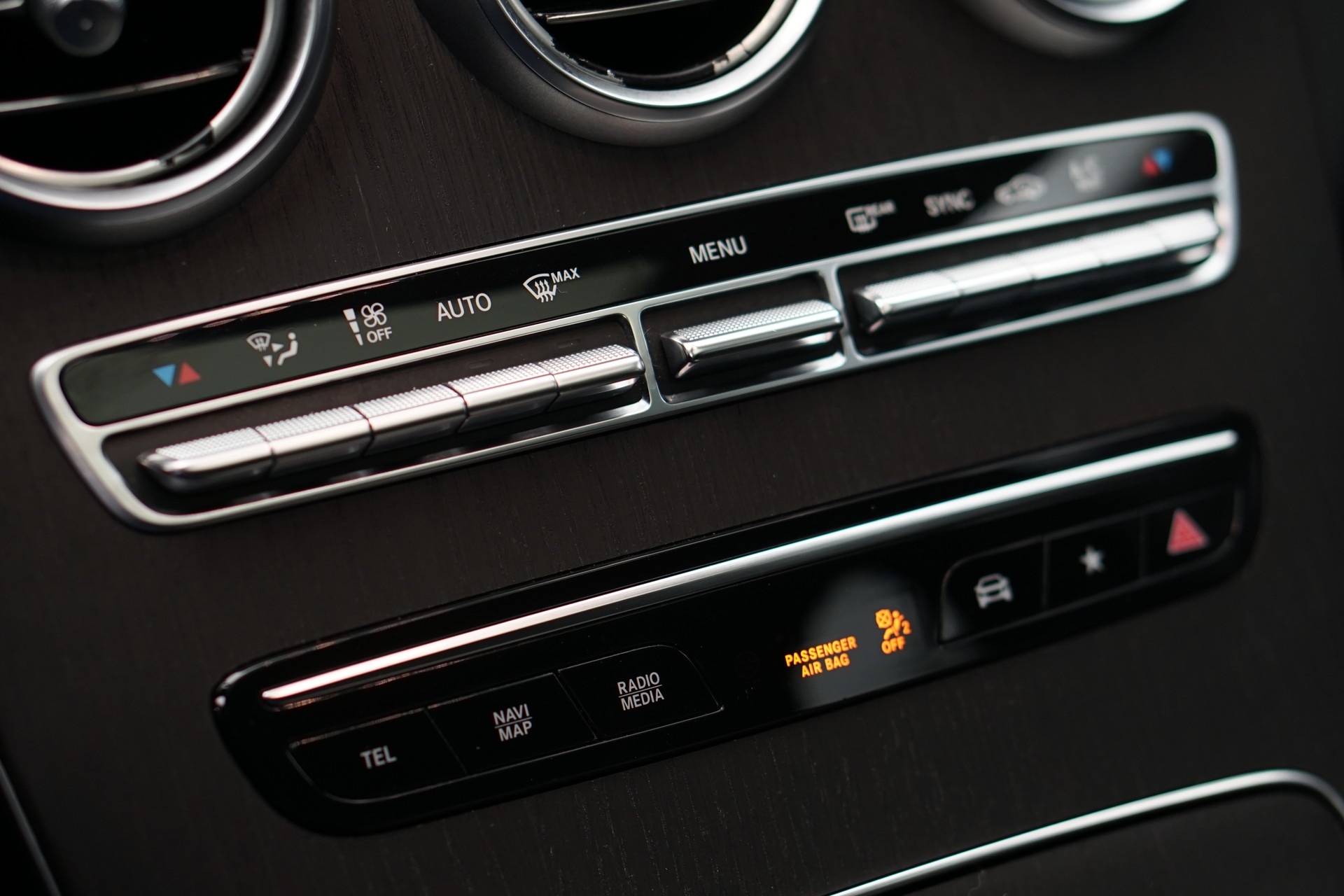 MERCEDES-BENZ GLC Coupé 43 AMG 4Matic 9G-Tronic *CH-Fahrzeug* *Mattlackierung*-image-28