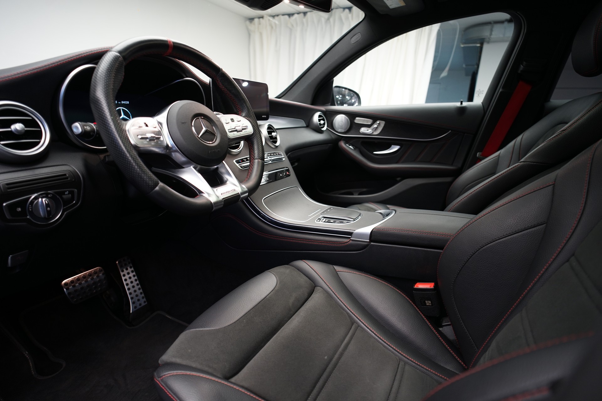 MERCEDES-BENZ GLC Coupé 43 AMG 4Matic 9G-Tronic *CH-Fahrzeug* *Mattlackierung*-image-14