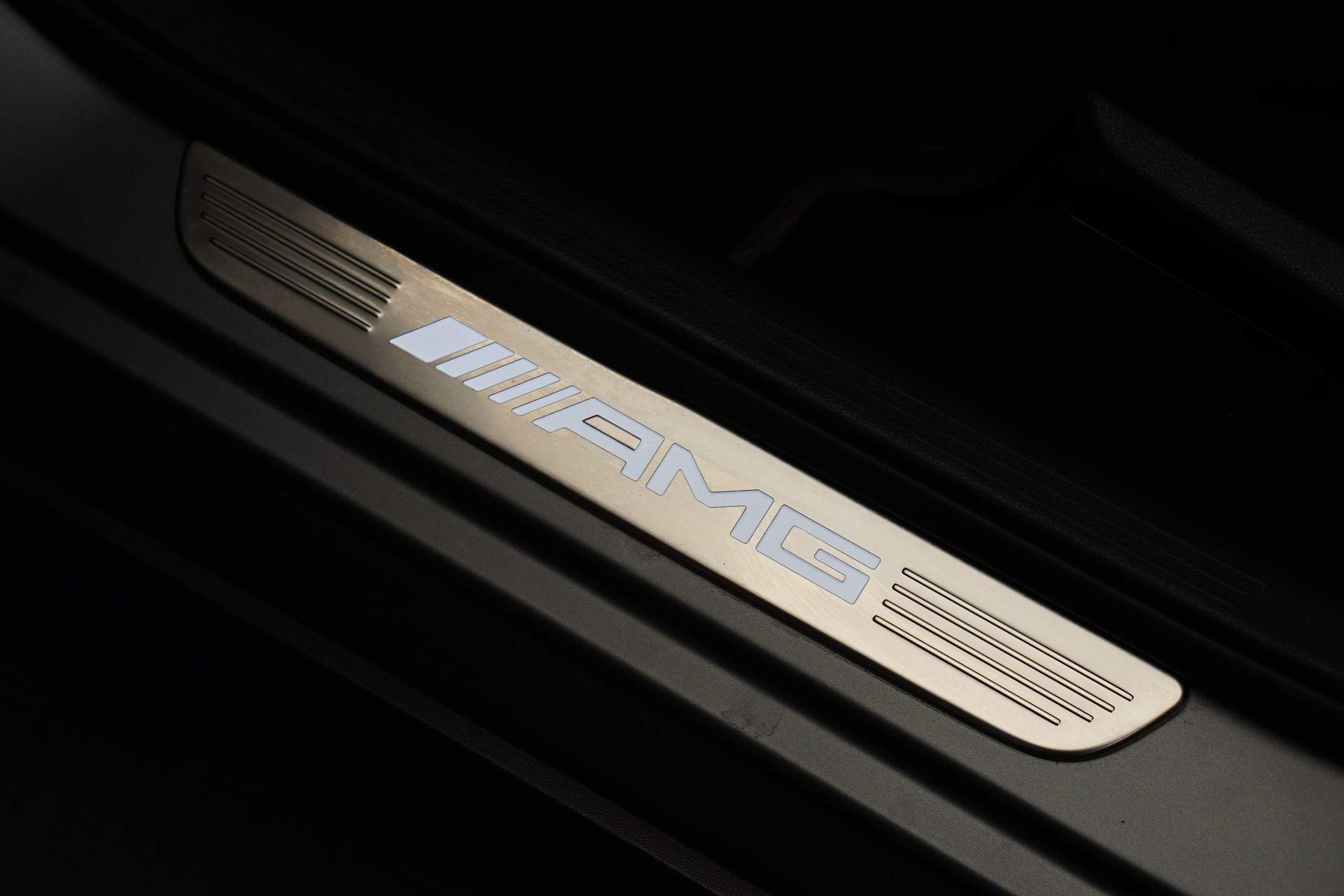 MERCEDES-BENZ GLC Coupé 43 AMG 4Matic 9G-Tronic *CH-Fahrzeug* *Mattlackierung*-image-23