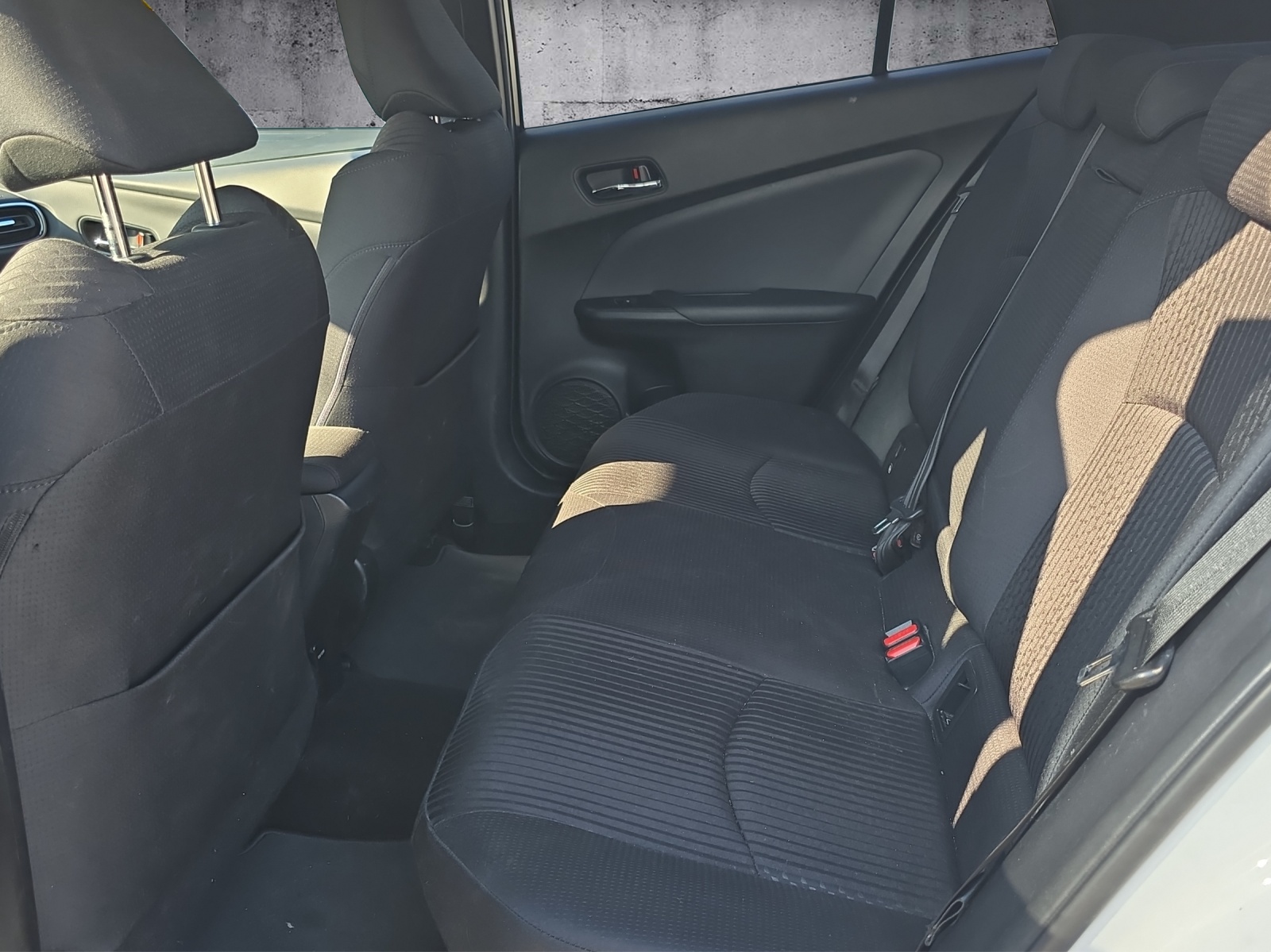 TOYOTA Prius 1.8 VVT-i HSD Sol Premium-image-8