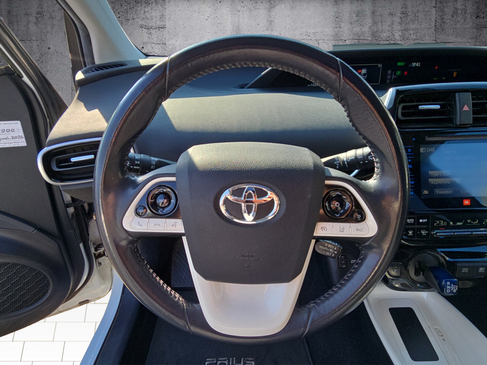 TOYOTA Prius 1.8 VVT-i HSD Sol Premium-image-5