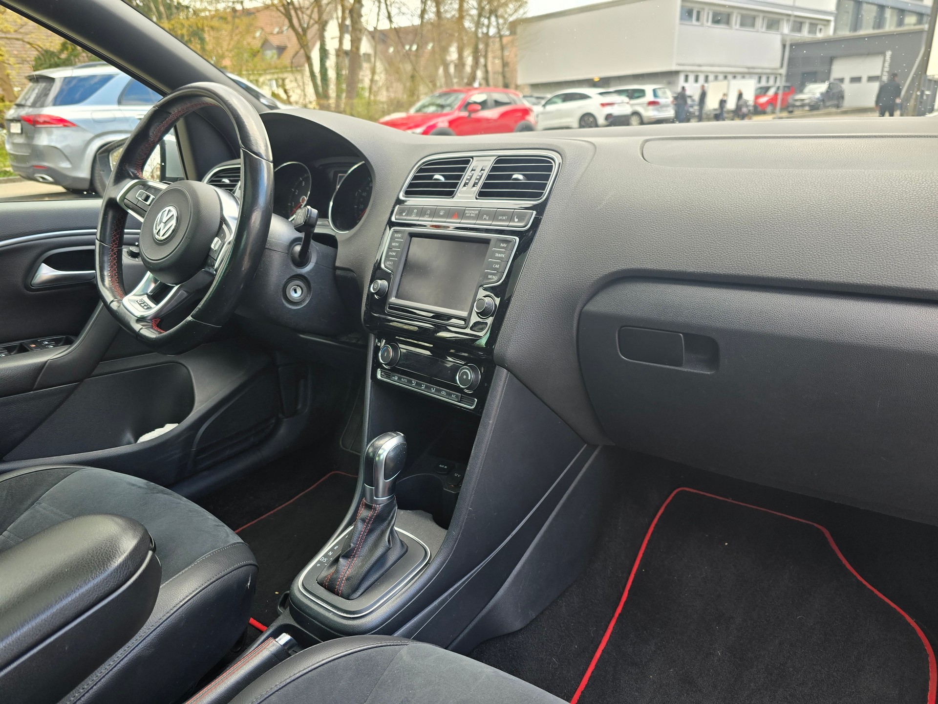 VW Polo 1.8 TSI GTI DSG-image-5