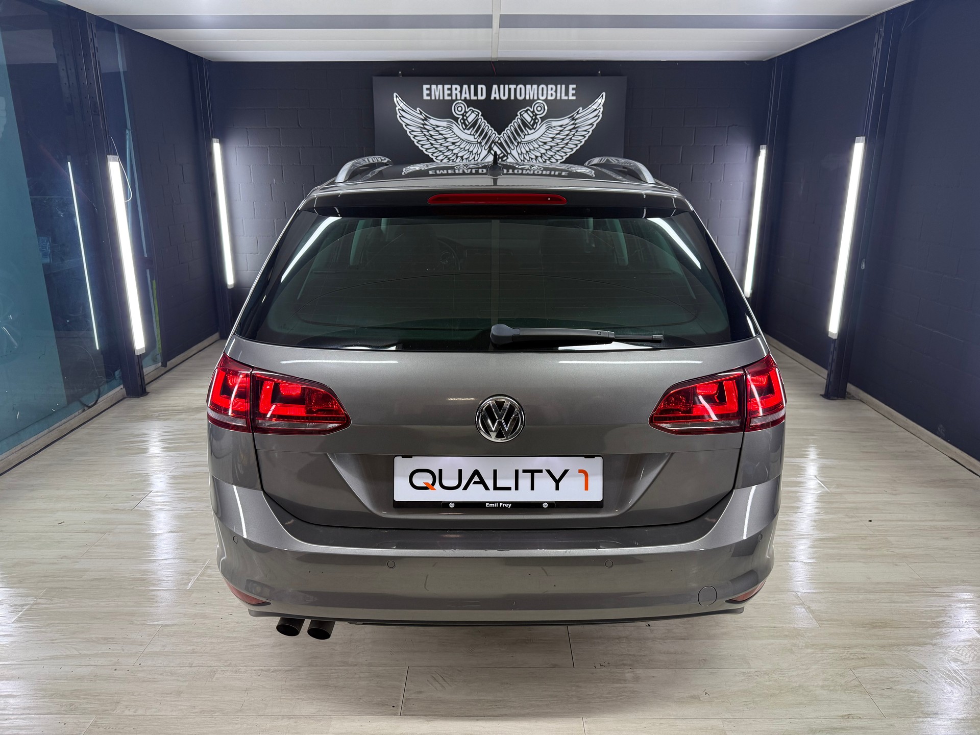 VW Golf Variant 2.0 TDI Comfortline DSG-image-4