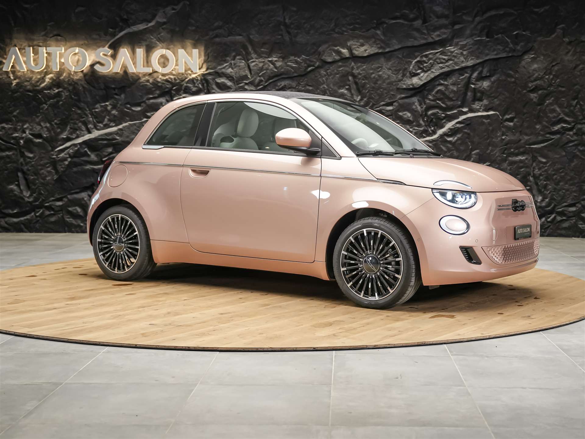 FIAT 500 C electric 87 kW La Prima *Rose Gold Metallic*-image-6
