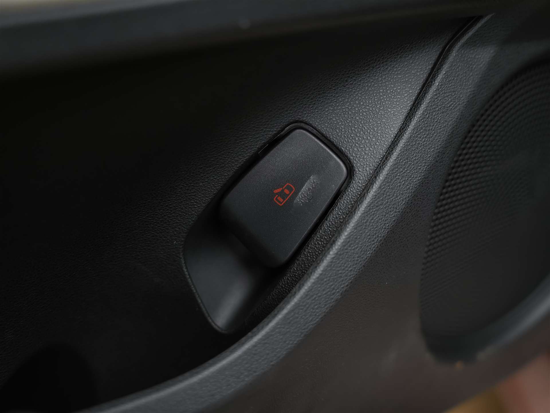 FIAT 500 C electric 87 kW La Prima *Rose Gold Metallic*-image-26