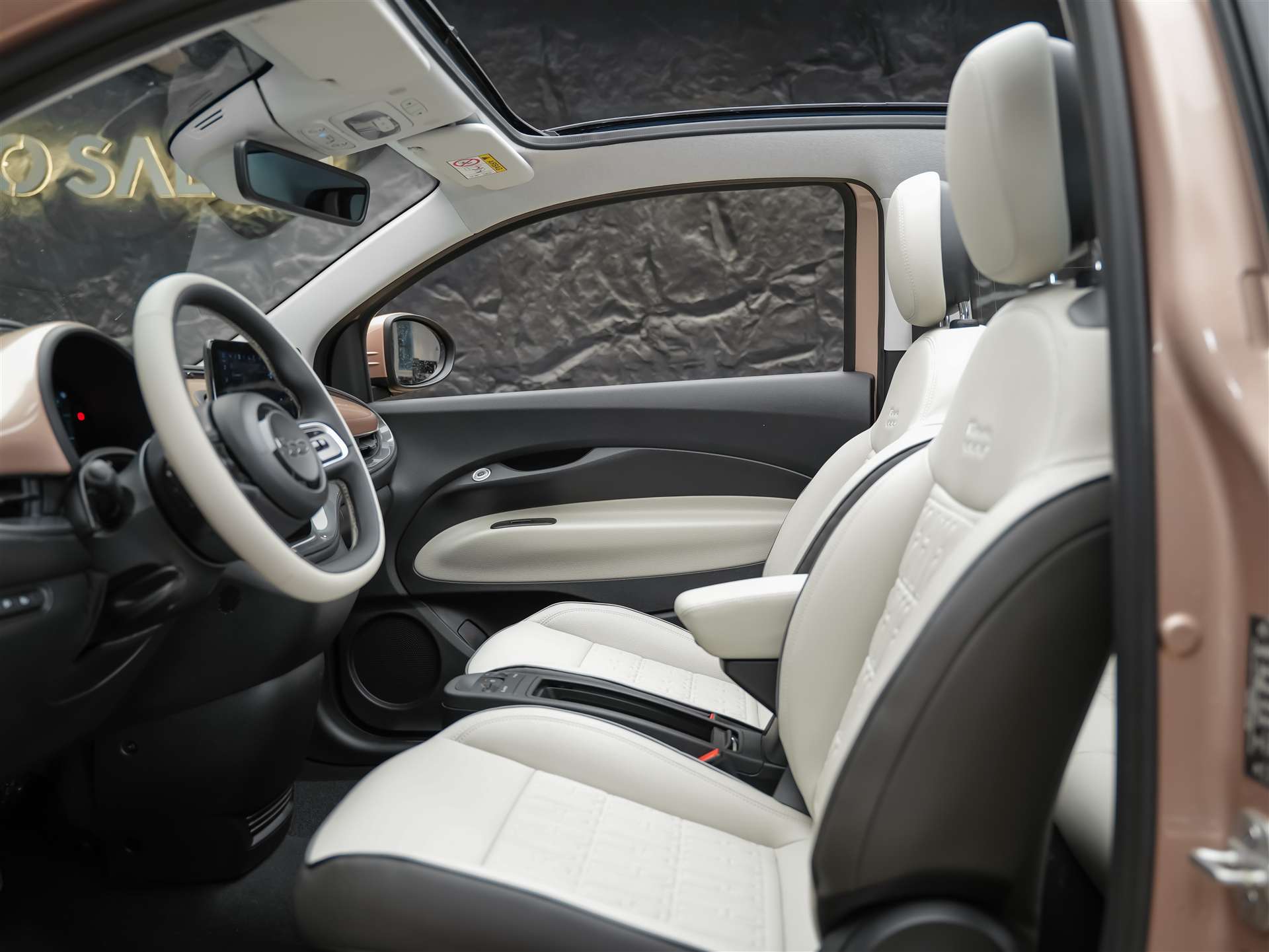 FIAT 500 C electric 87 kW La Prima *Rose Gold Metallic*-image-9