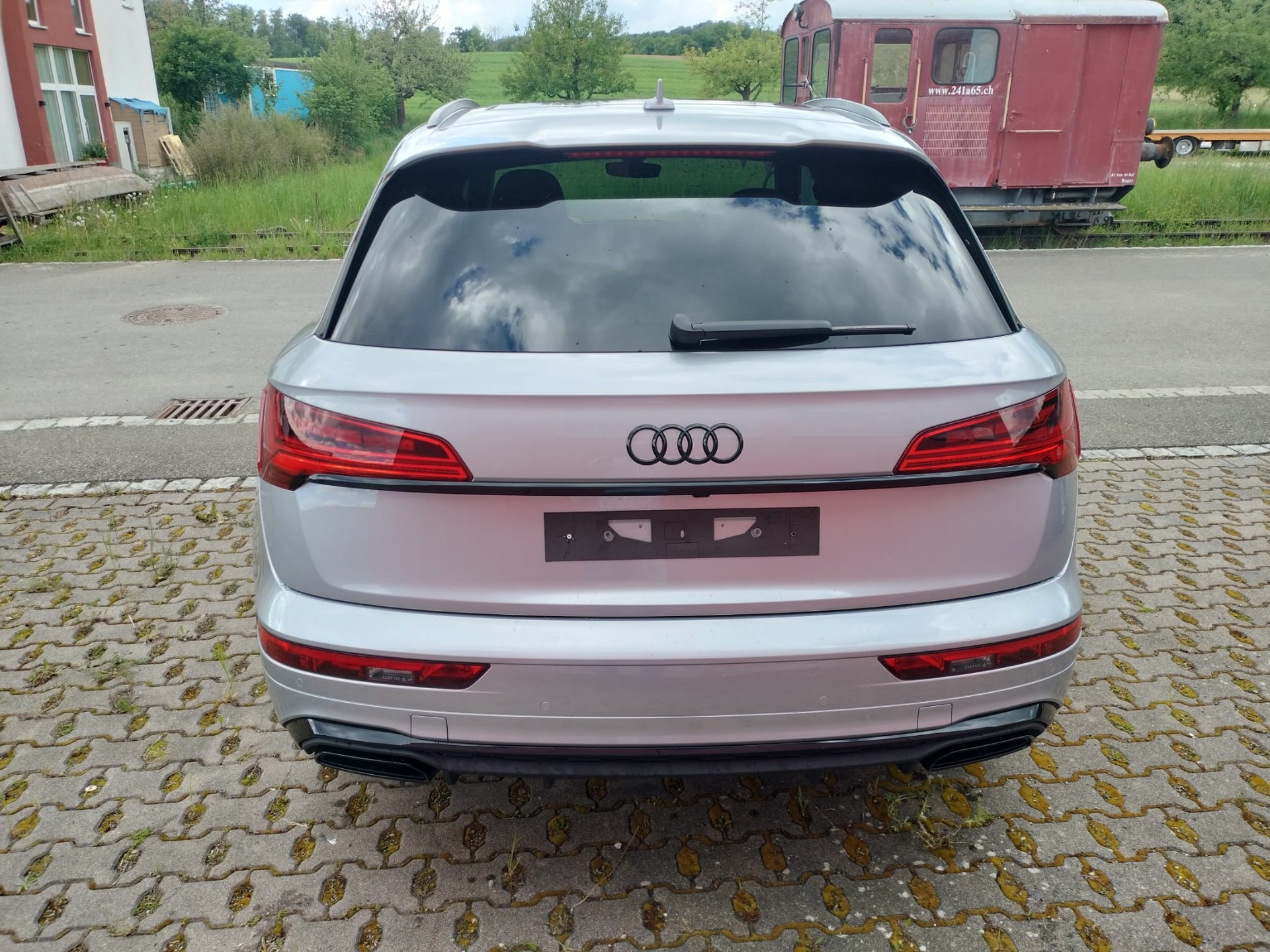 AUDI Audi Q5 55 TSFI e S Line Quattro-image-4