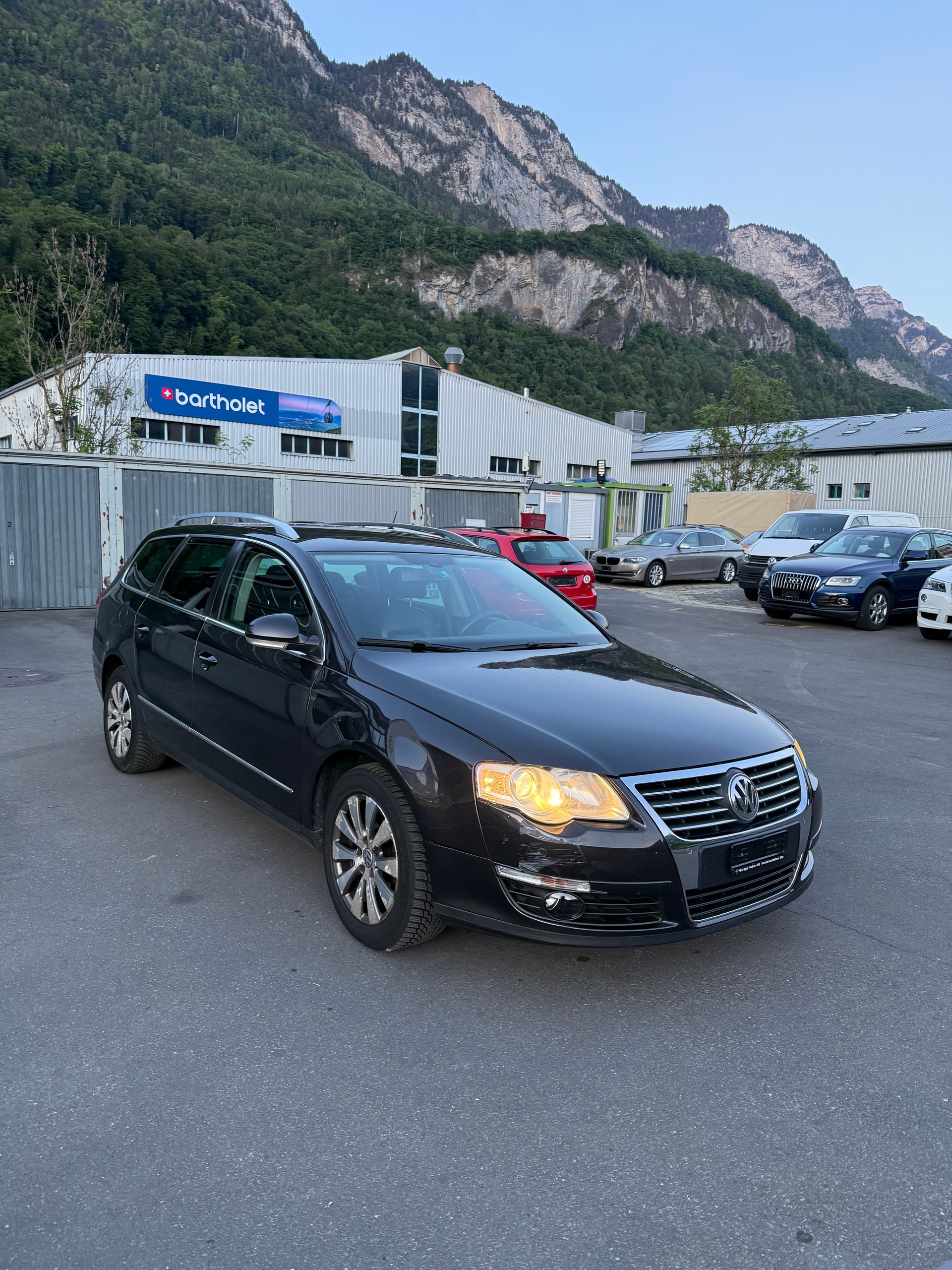 VW Passat Variant 2.0 TDI Highline 4Motion-image-5