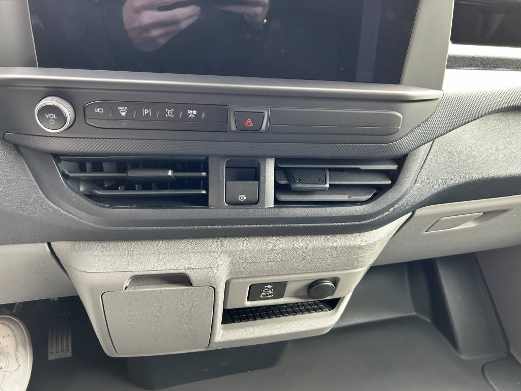 FORD Transit Custom Van 320 L1 2.0 EcoBlue 170 Trend 4x4-image-10