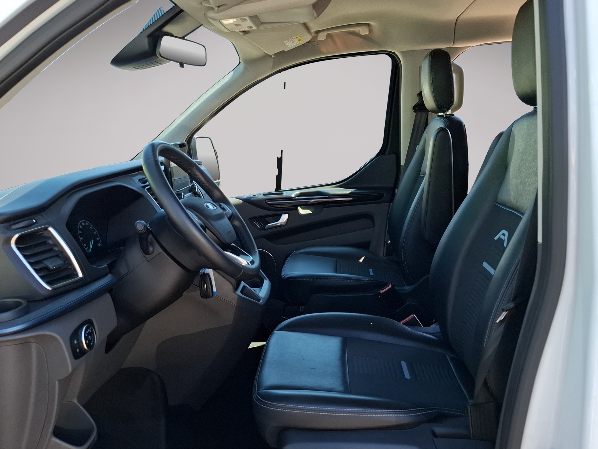FORD Tourneo Custom 320 L1H1 Active A-image-5