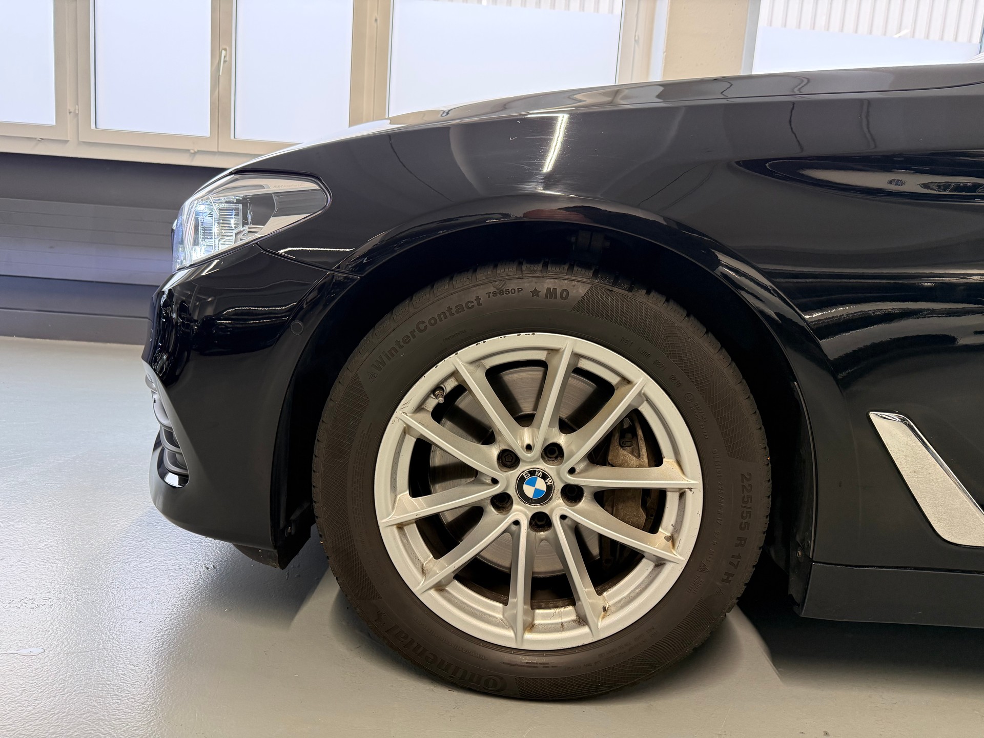BMW 540i xDrive Steptronic-image-22