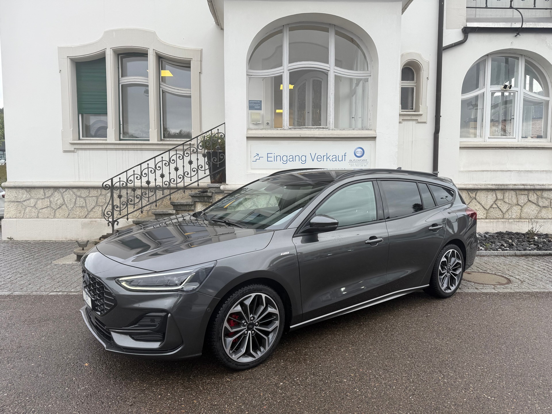 FORD Focus Station Wagon 1.0i EcoB Hybrid 155 ST-Line X
