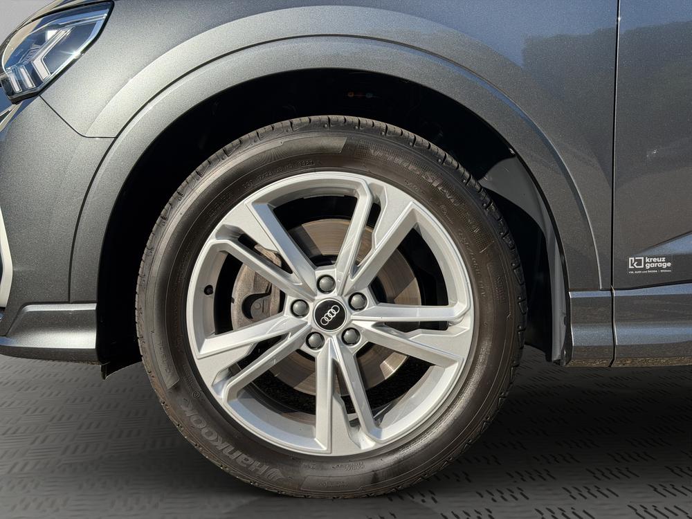 AUDI Q3 Sportback 40 TFSI S line quattro S-tronic-image-10