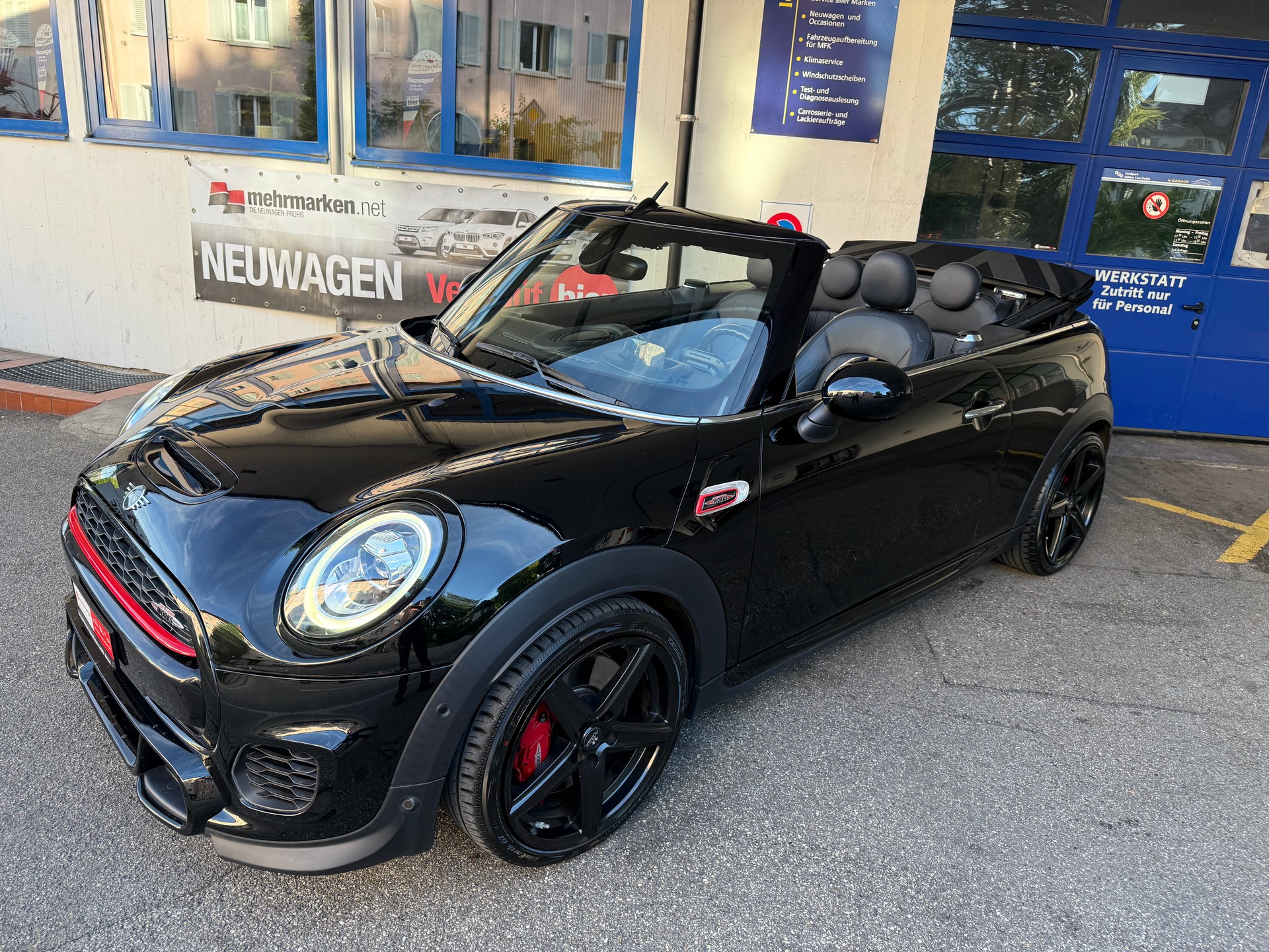 MINI Cooper John Cooper Works Cabriolet Steptronic