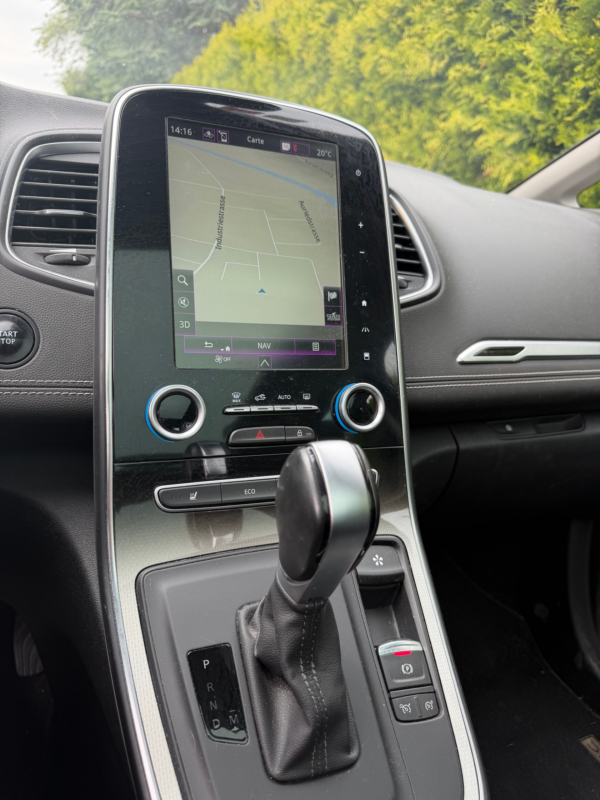 RENAULT Scénic 1.6 dCi Initiale Paris EDC-image-13